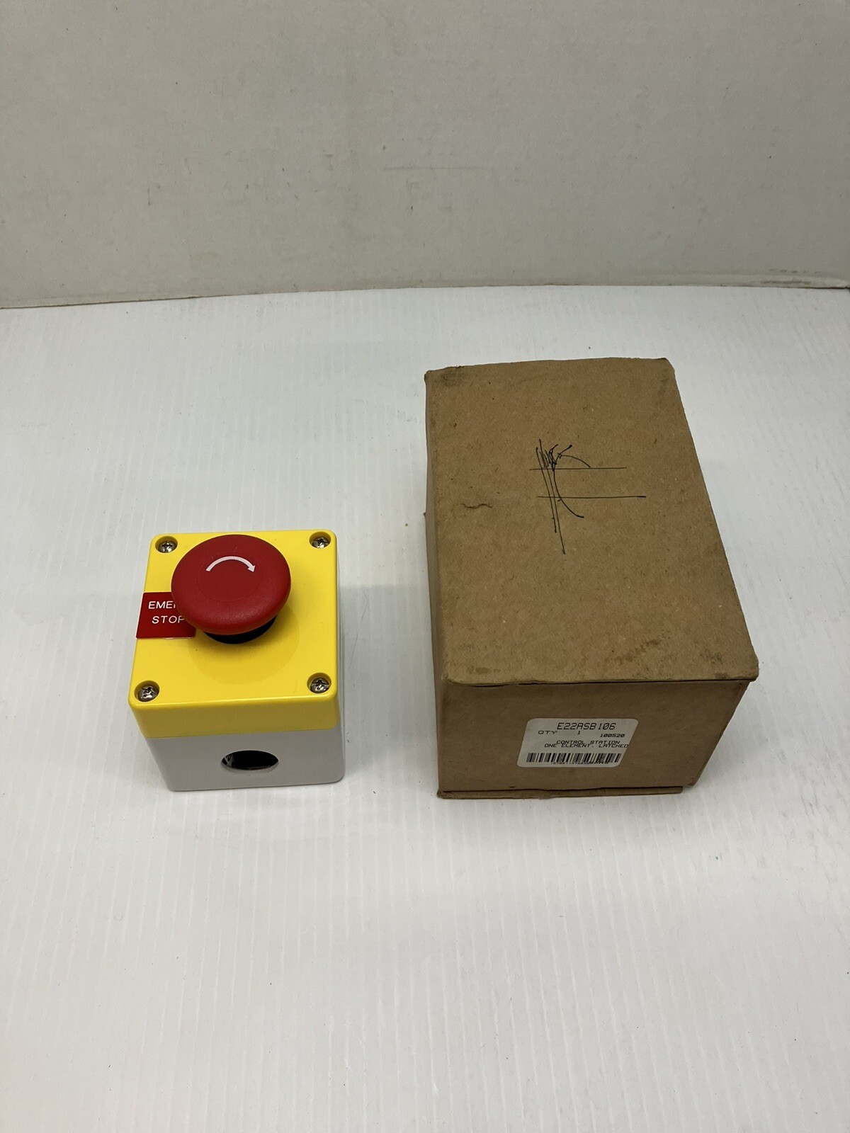 EATON E22ASB106 Emergency Stop Button Control Station