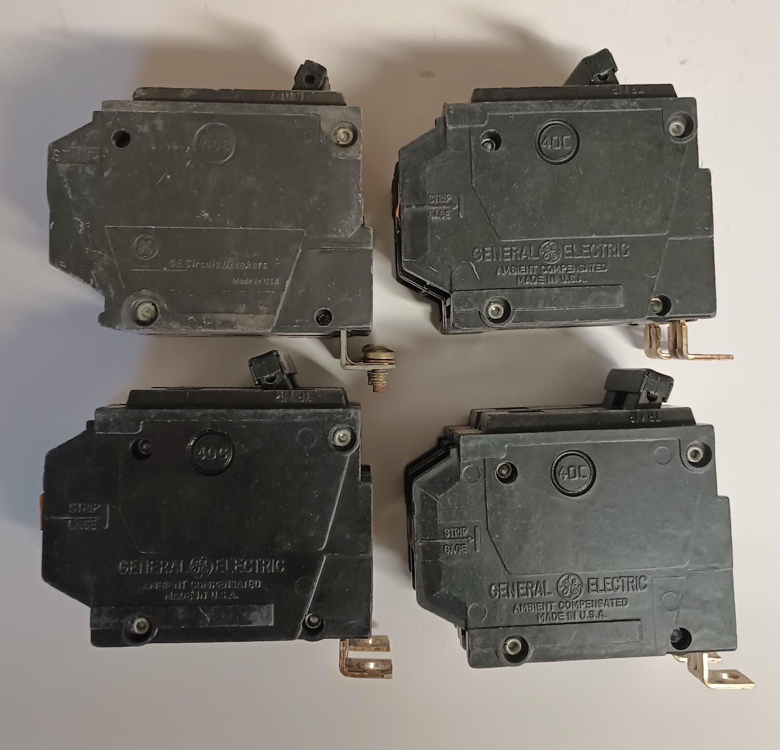 GE THQB2130 Circuit Breaker