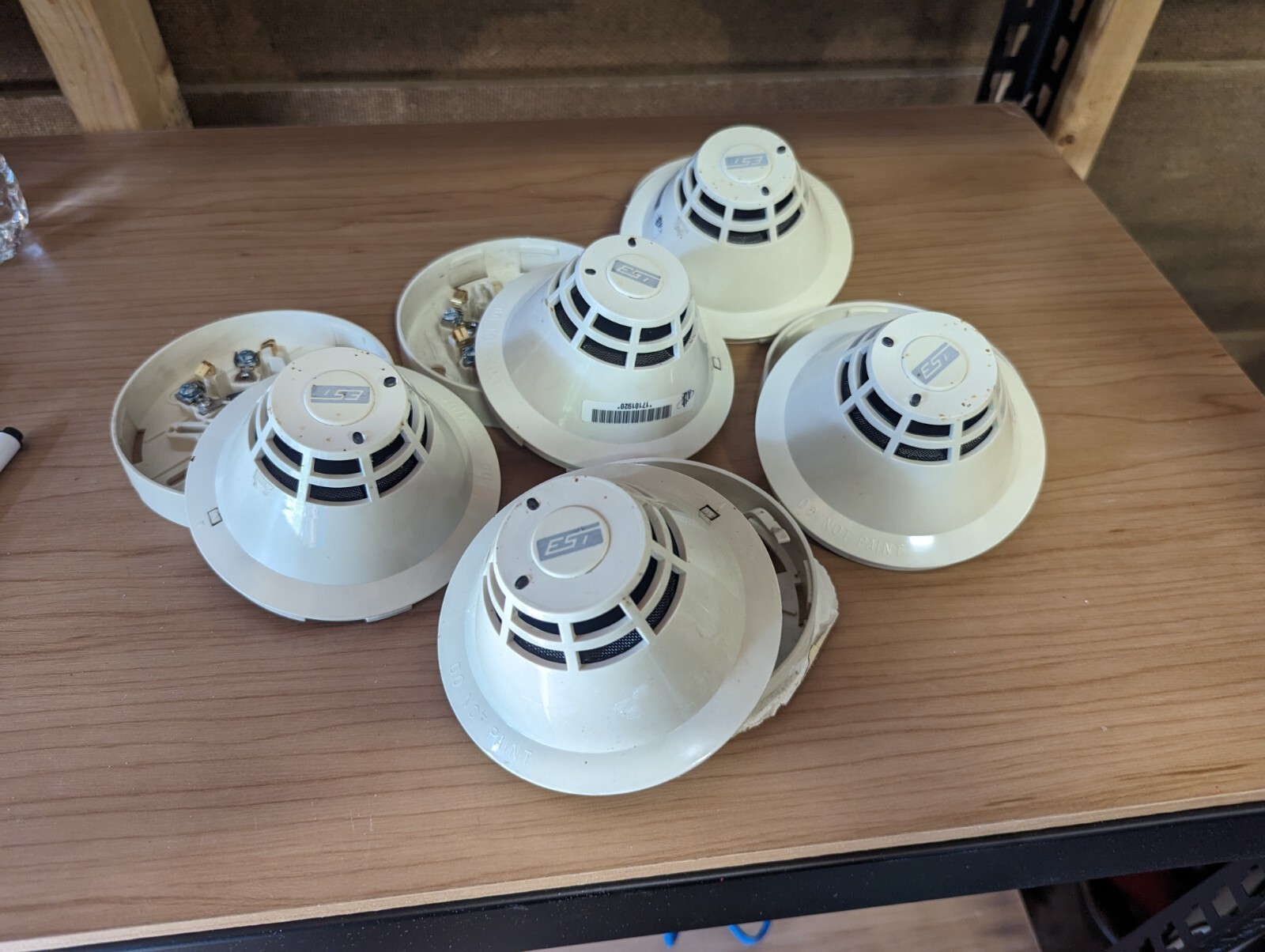 LOT OF (10) EST EDWARDS SIGA-PS INTELLIGENT PHOTO DETECTOR w/base FIRE ALARM SD