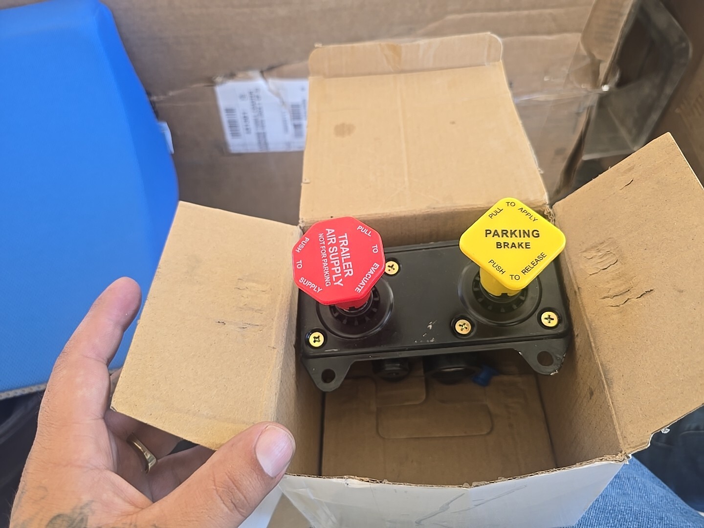Waltyotur Control Brake Valve