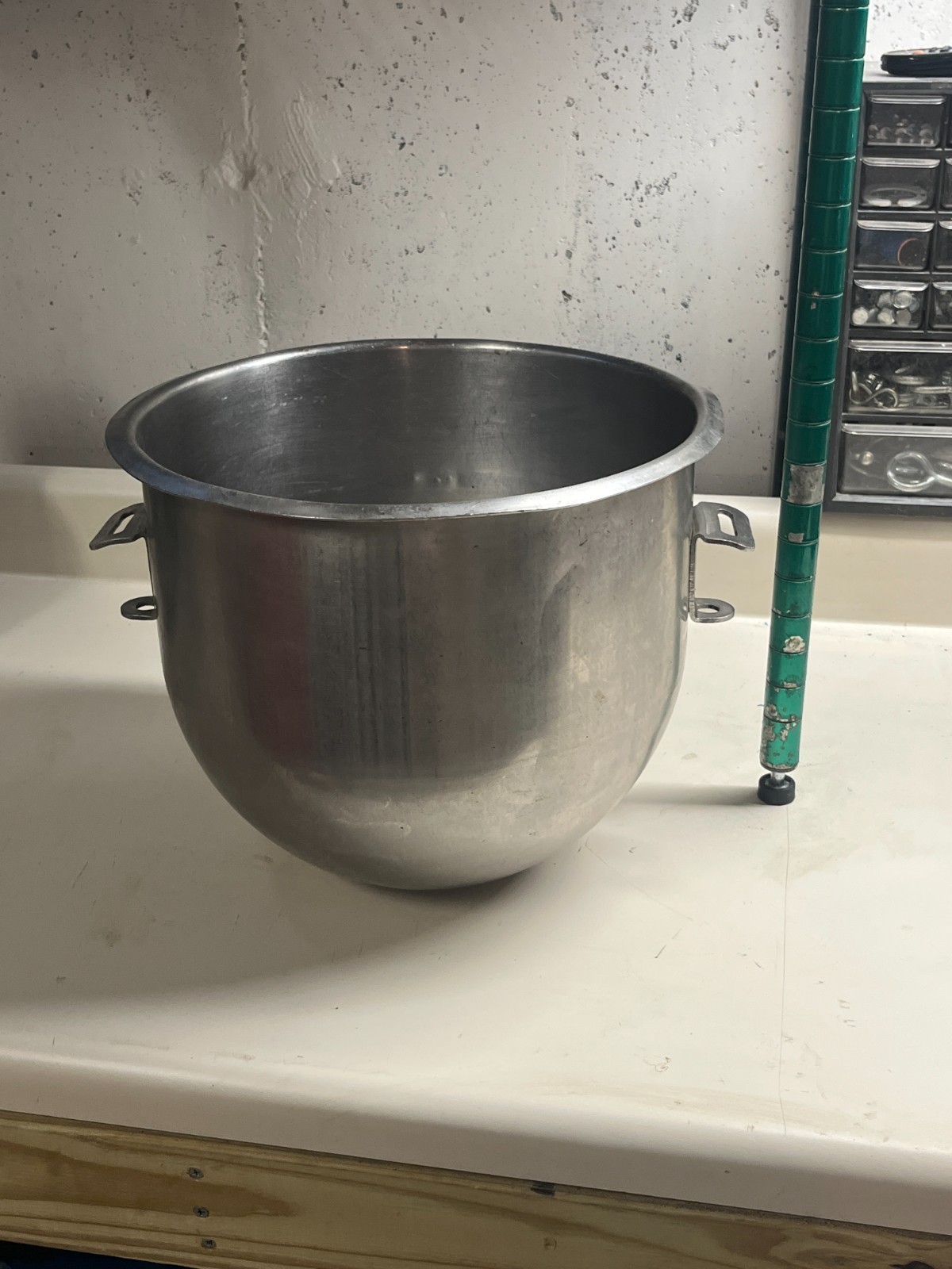 20 Qt S/S mixer bowl for a Hobart A-200 bench top dough mixer