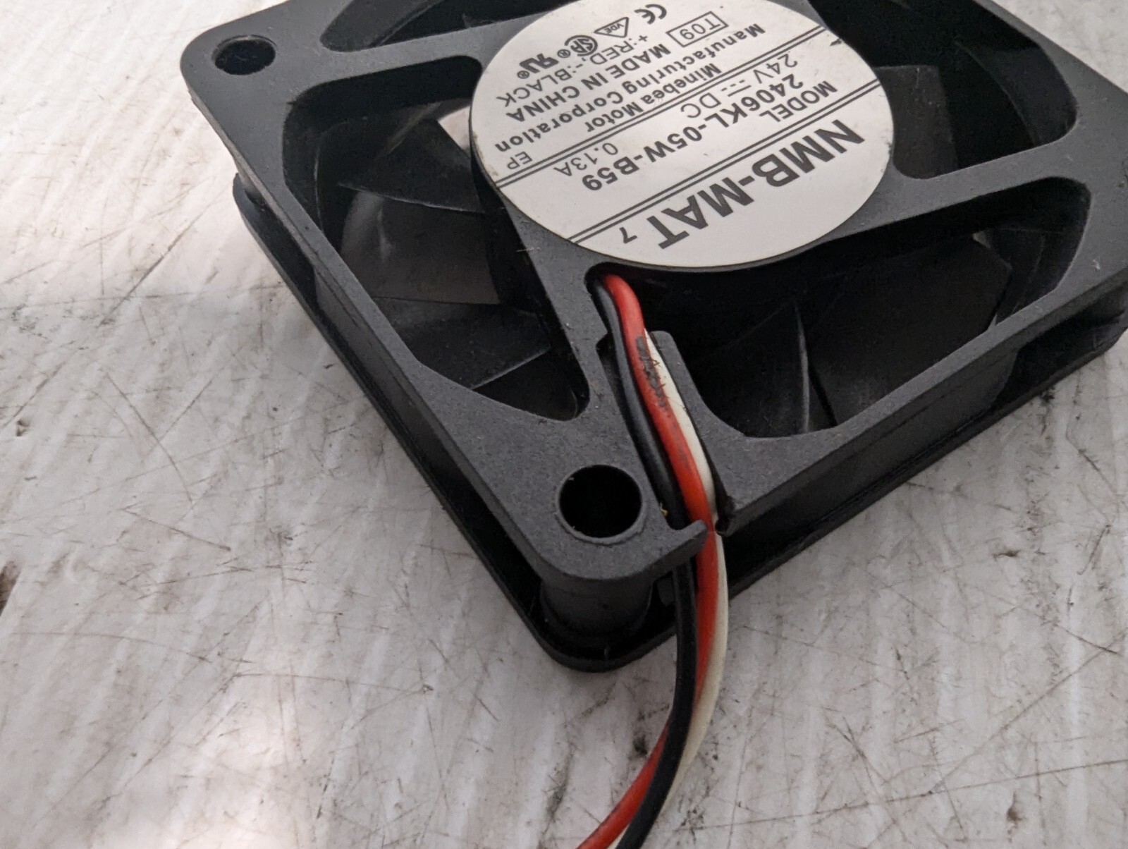 Lot of 4 NMB 2406KL-05W-B59 DC Axial Cooling Fan, 24VDC, 0.13A, 4600rpm, 18.3CFM