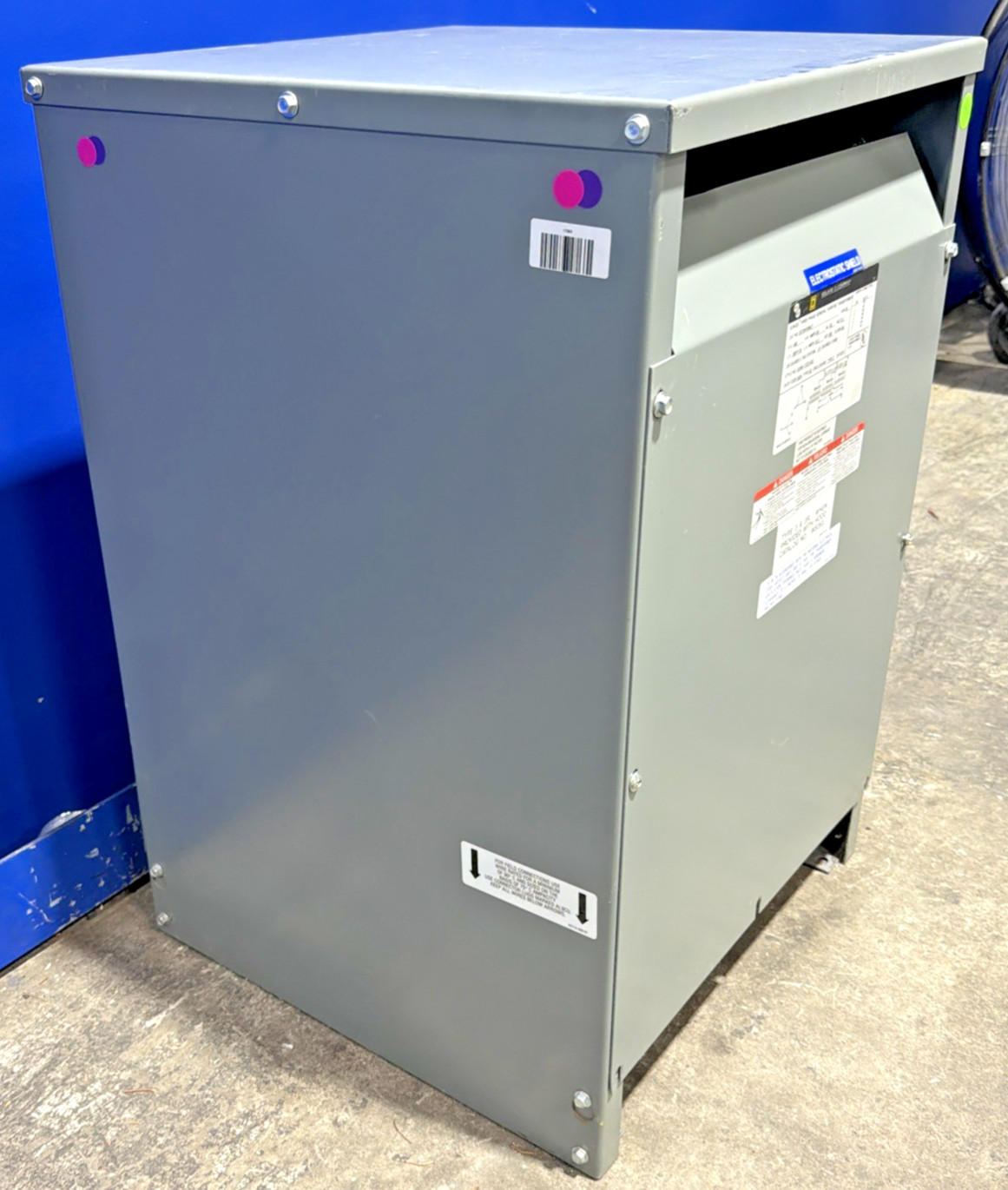 Square D 30kVA 480V Transformer 3PH 60HZ 208Y/120V 30T3HFISNLP 🟦
