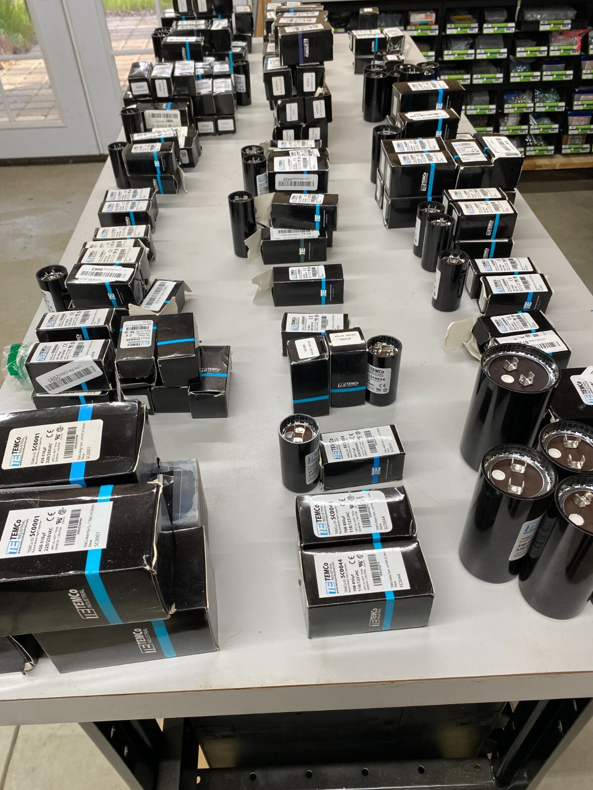 TEMCo 53-64 uf/MFD 220-250 VAC volts Round Start Capacitor 50/60 Hz