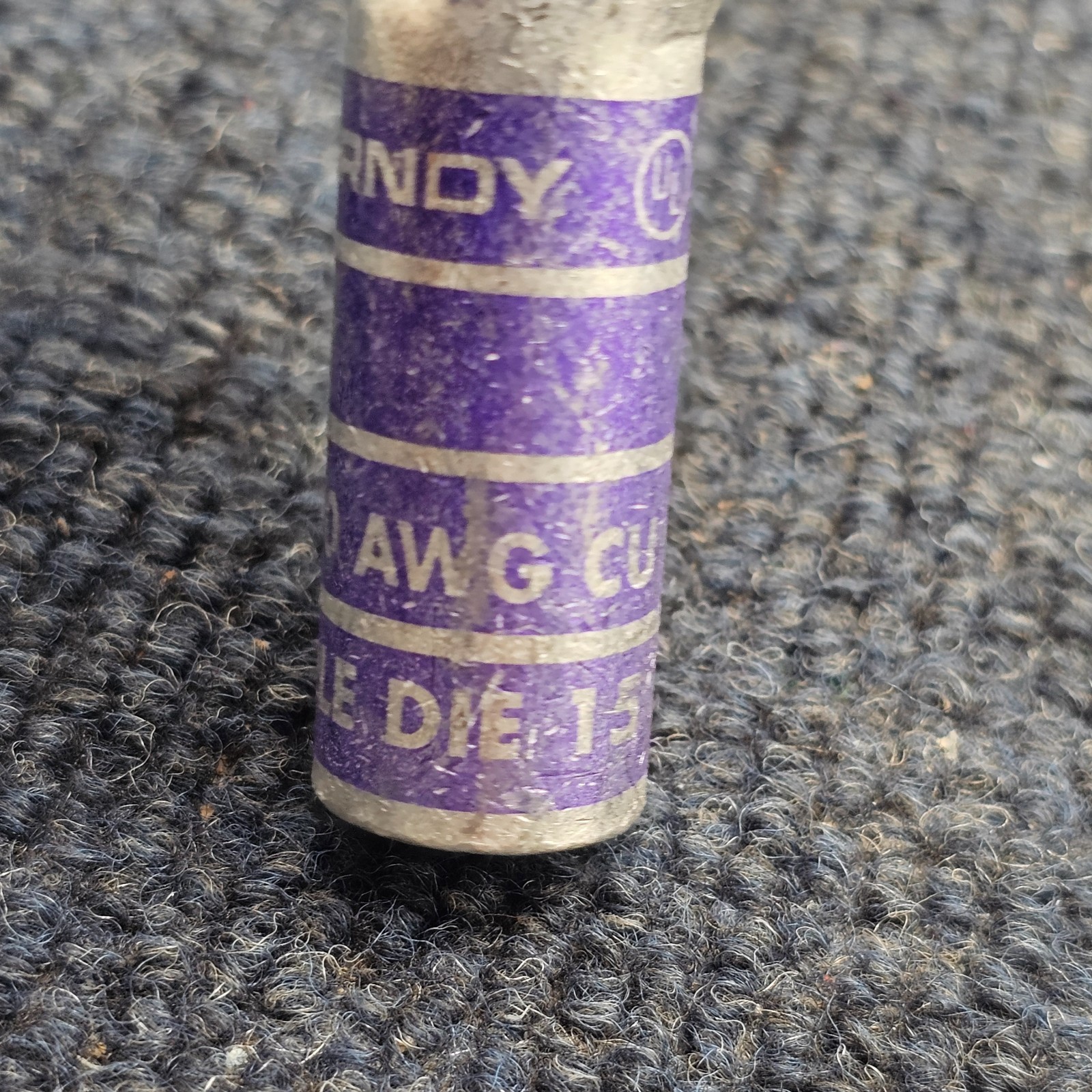 Burndy YA28: One-Hole Compression Lug, N200 4/0 AWG CU, Purple Die 15