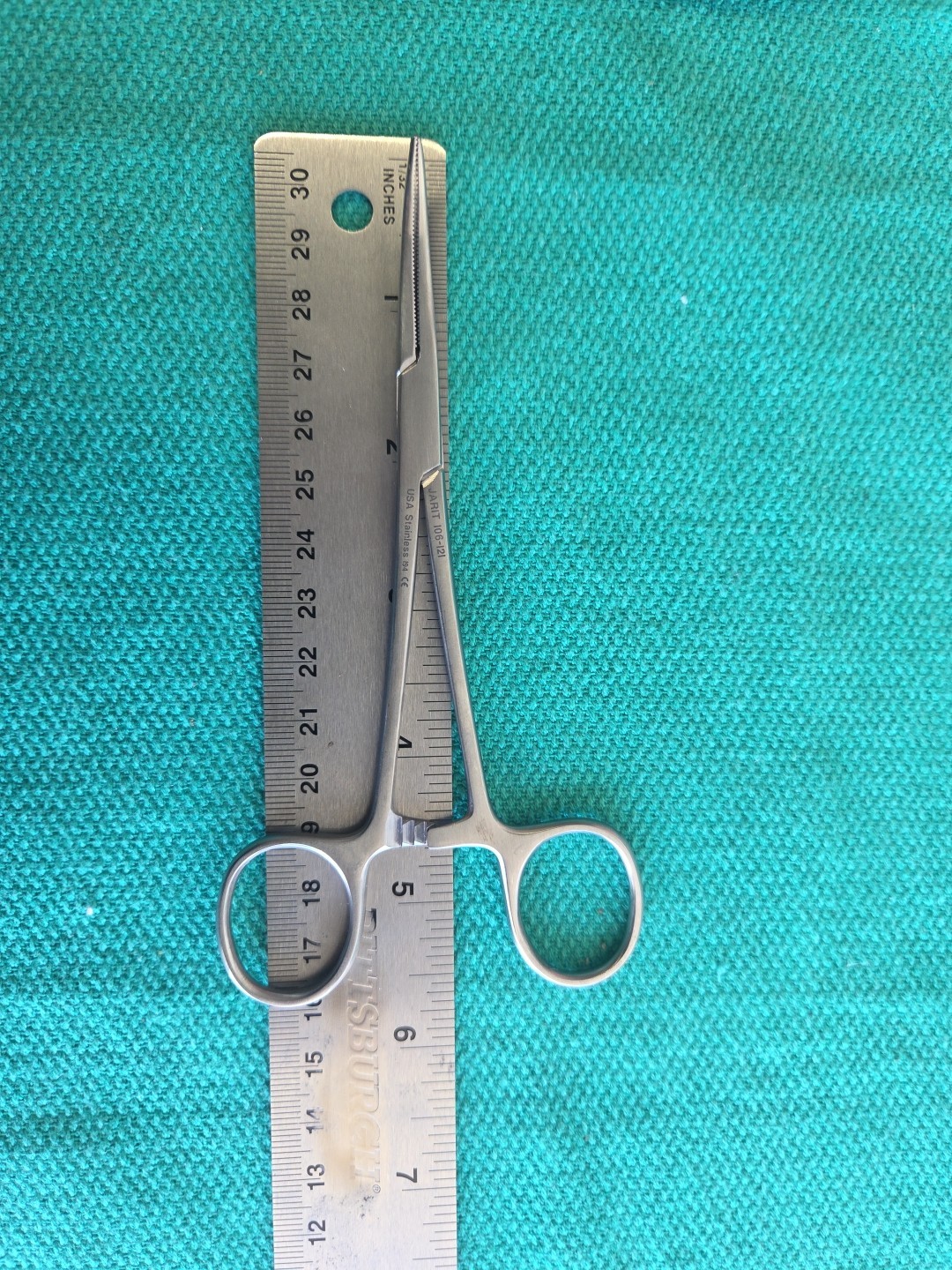 Integra Jarit 106-121 Crile Forcep, Curved, 5-3/4″ German Stainless Steel
