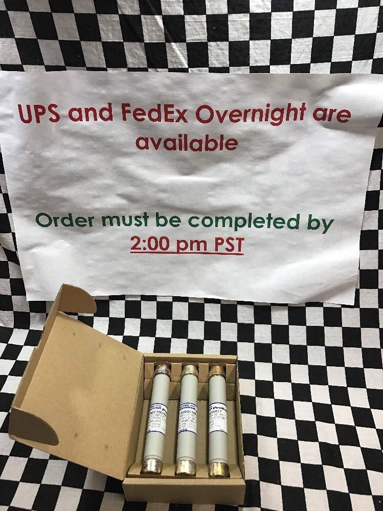 LOT OF 3, FERRAZ SHAWMUT Fuse 1000V DC 1500V AC, FD20GC100V63T, F083656C