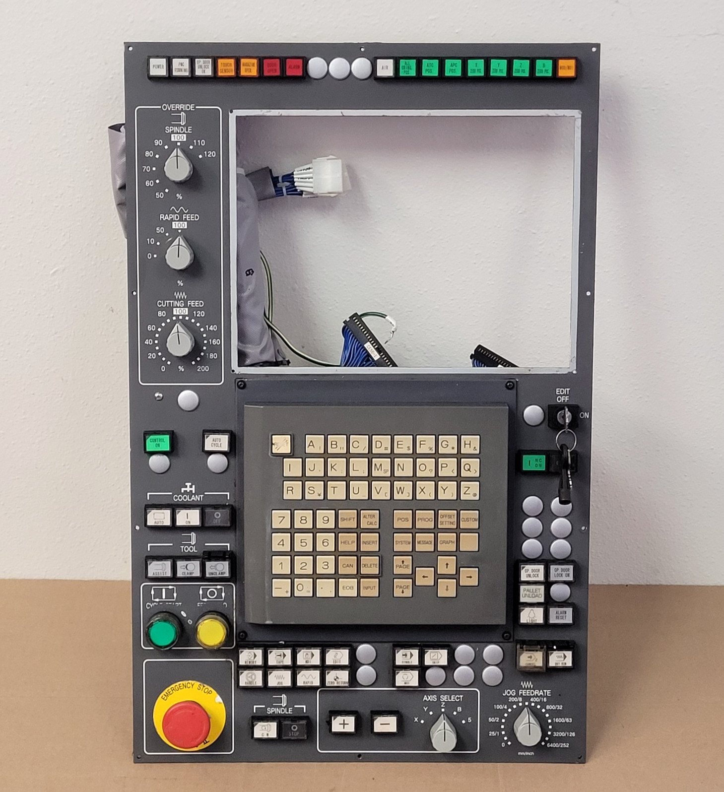 FANUC A02B-0261-C162/MCR MDI UNIT OPERATOR CONTROL PANEL FROM TOYODA FA450