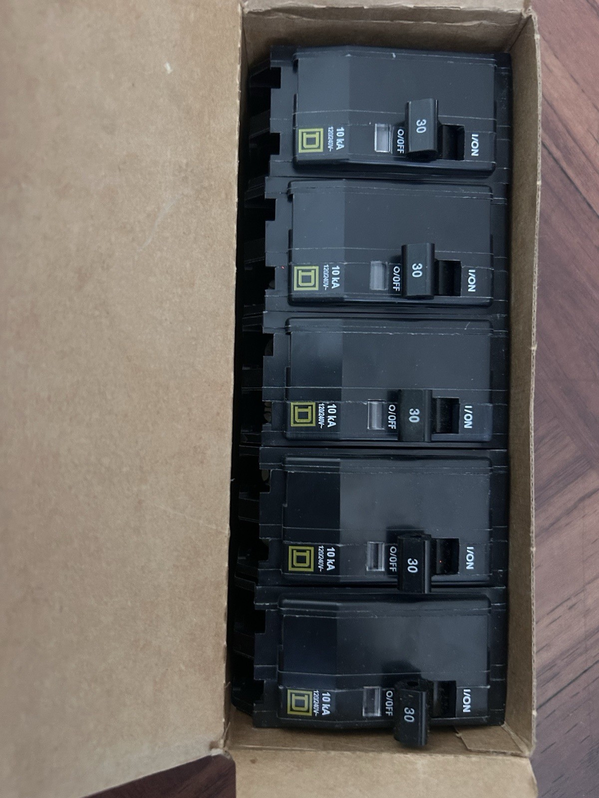 Square D QO230 30A 2-Pole 120/240V Plug-On Circuit Breaker Trip Ind, 5Pk