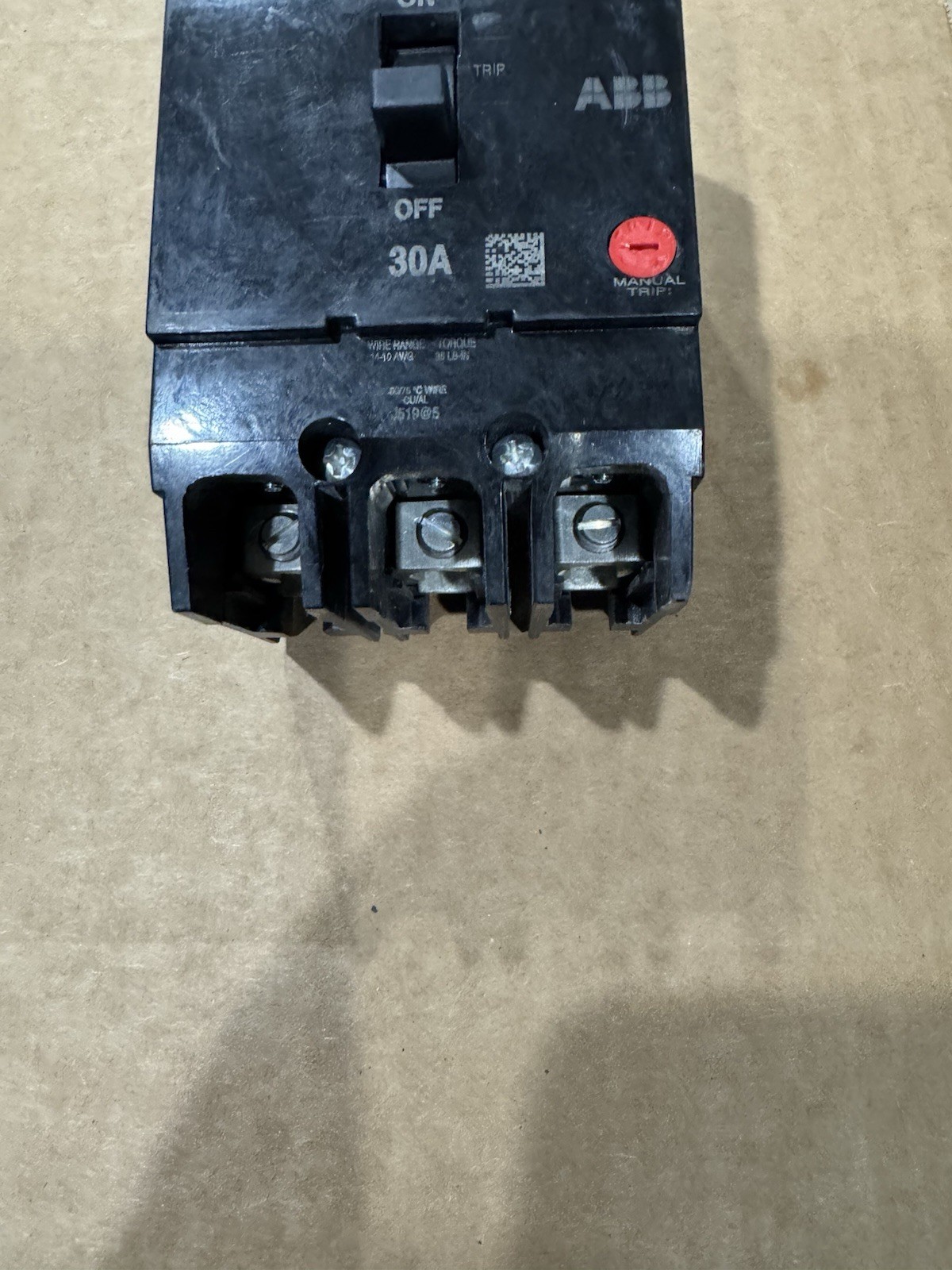 NEW ABB / GE TEY330 30Amp 3-Pole 480/277VAC Bolt-On Circuit Breaker