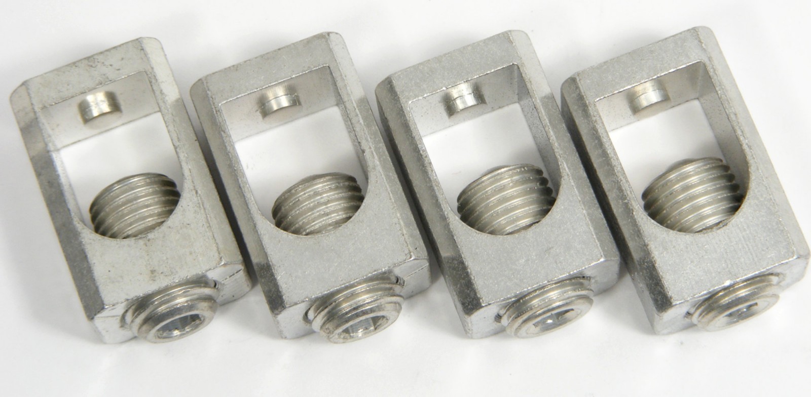 NEW 3TA225FD Breaker Lug Replacement Eaton Cutler-Hammer Series C Type ED FD HFD