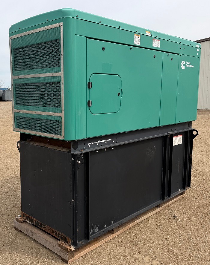 35 kw Cummins / Onan Diesel Generator – 3.3L 4 Cyl. – 232 Hours – Mfg. 2017
