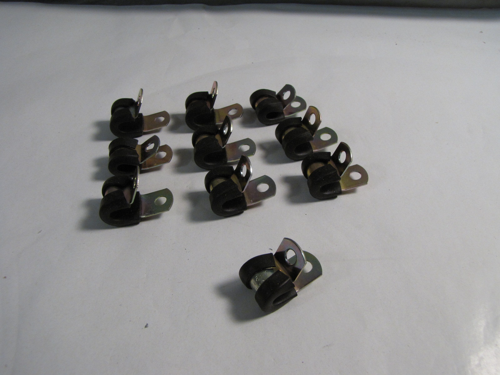 10pcs Umpco MS21333-67 .250″ Rubber Insulated / Cushioned Loop Clamp NEW
