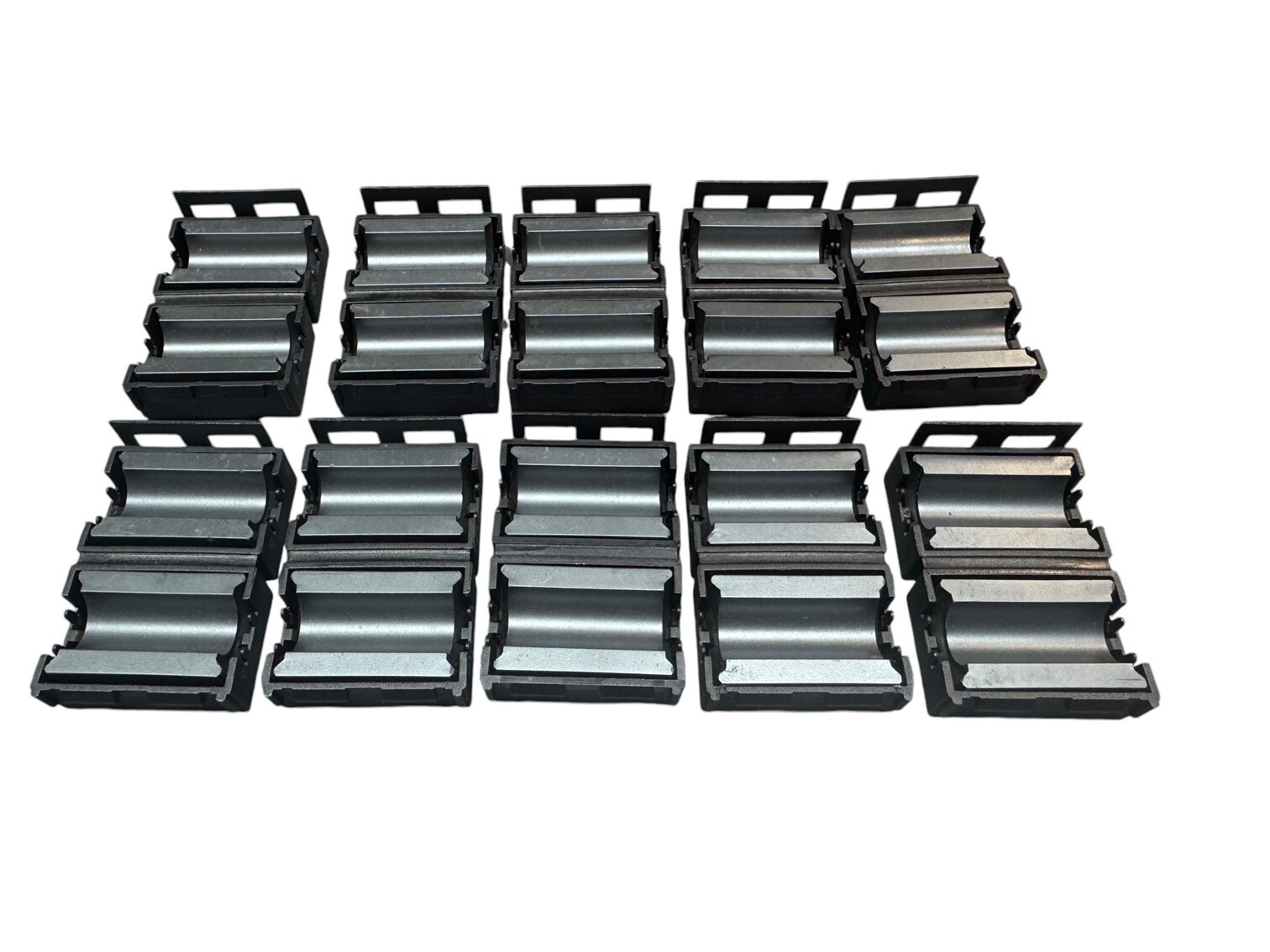 New 10 Peice Laird-Signal HFA187102-0A2 Ferrite Core 220 OHM Hinged Free hanging