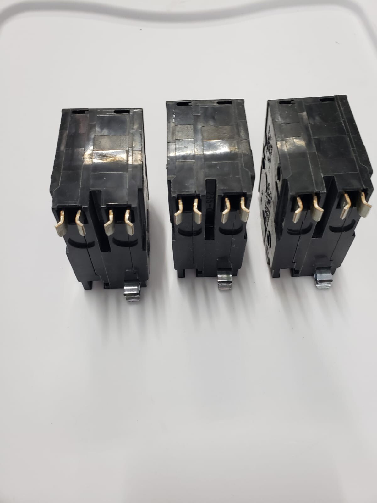 square D QO220 Circuit Breaker 2 Pole 20A 120/240 VAC LOT OF 3 Good Condition