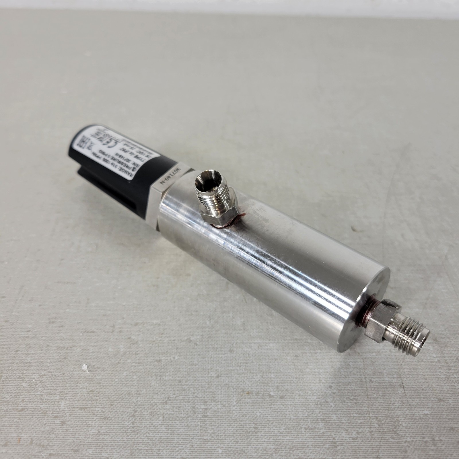 GE Panametrics VeriDri Moisture Transmitter 0-1000 PPMv 4-20mA 28VDC 1/4″ Swagel