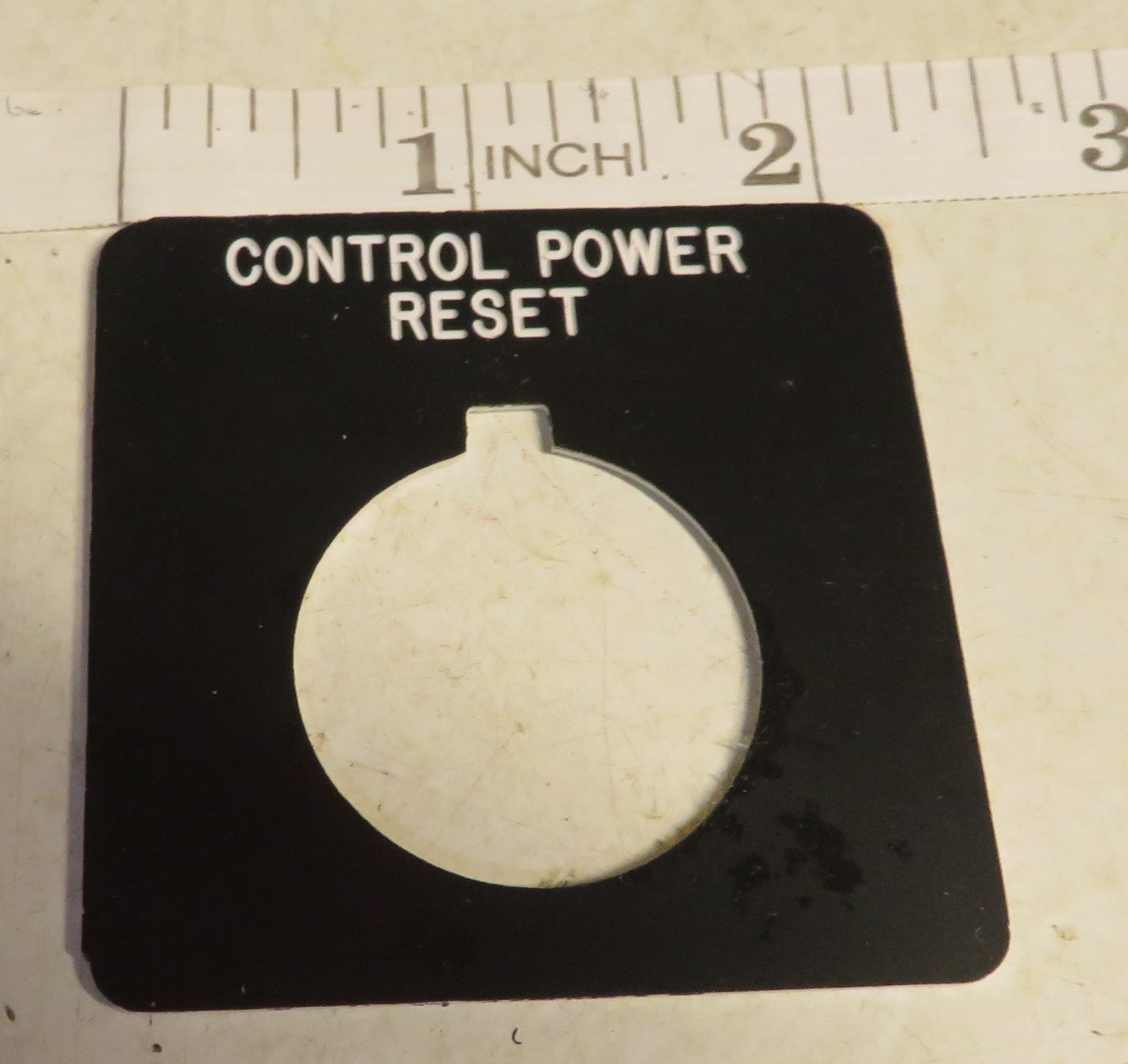 CONTROL POWER RESET WARNING LEGEND PLATE 2-1/4″ PLASTIC LAMACOID WARNING Unbrand