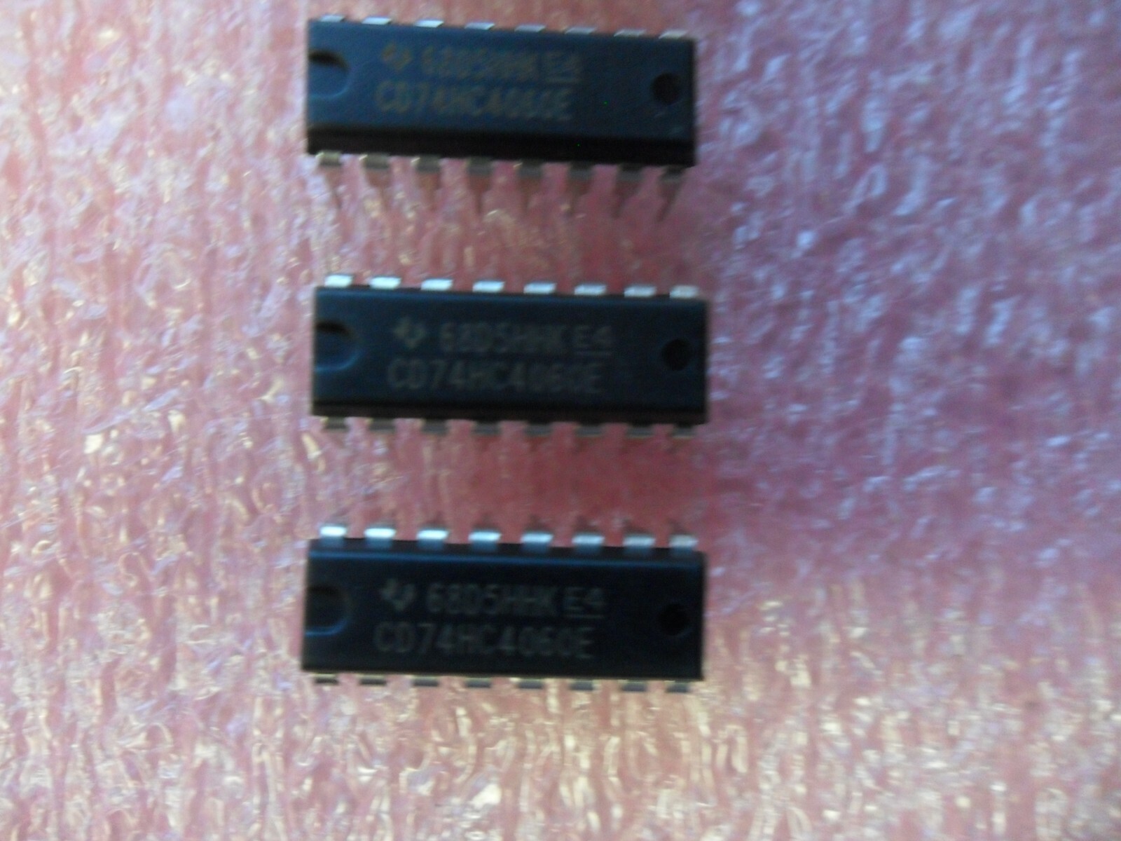 CD74HC4060E IC 14 STAGE BIN COUNTER 16-PIN DIP (LOT OF 5)