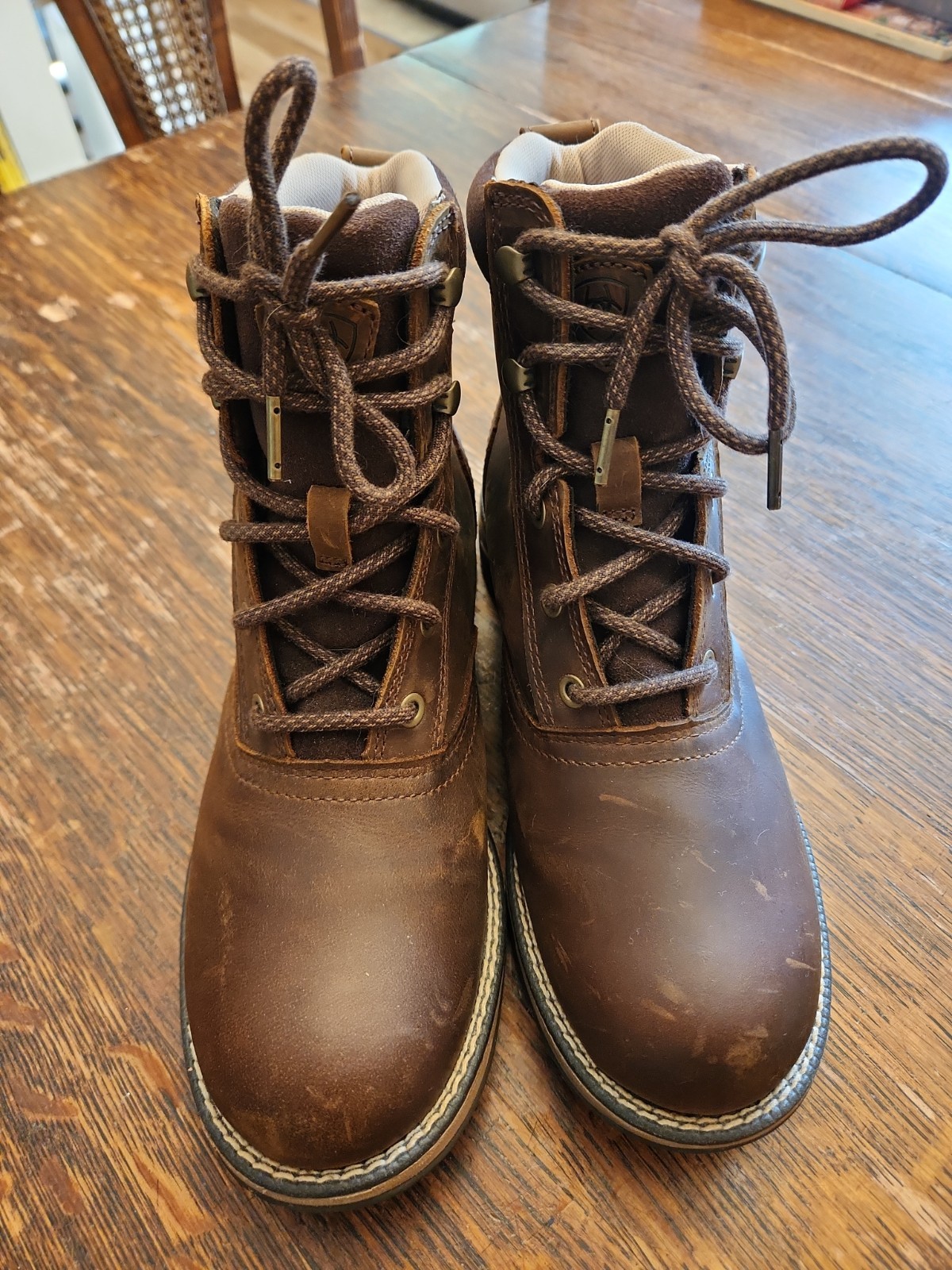 NWNT Ariat Anthem Round Toe Lacer Waterproof Boot Woman 10035822 BROWN 7B.