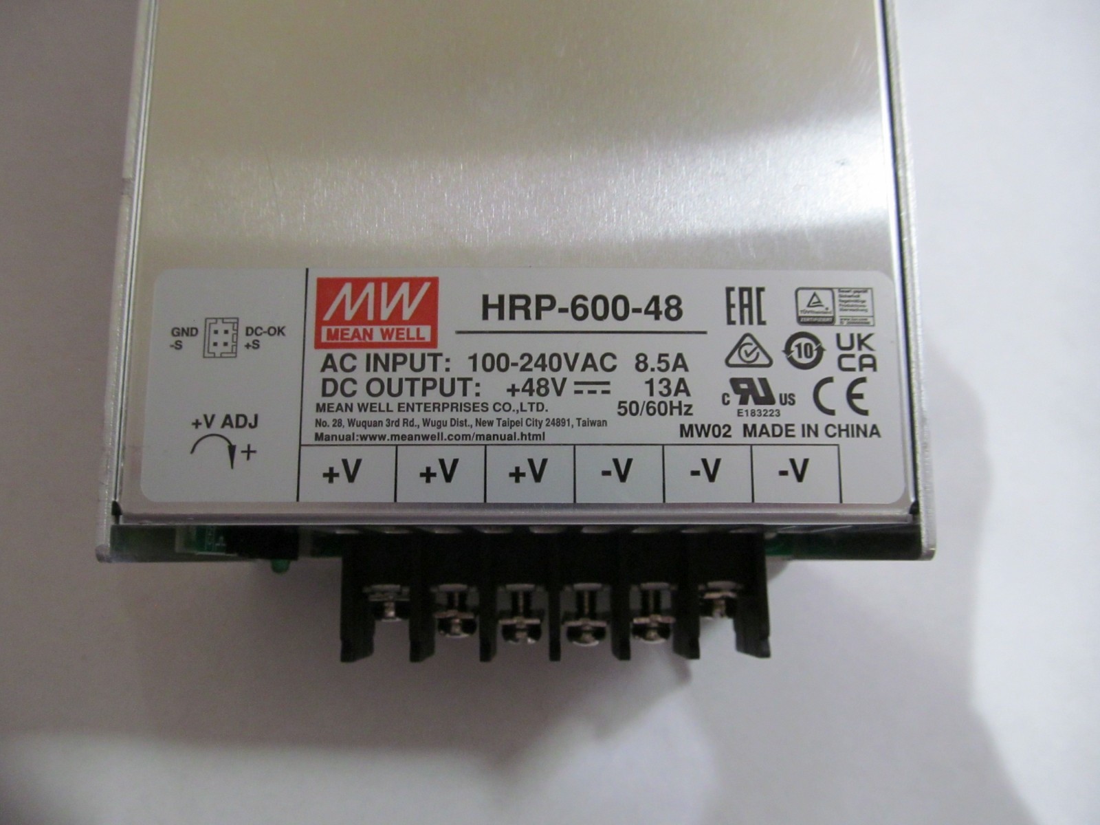 NEW Mean Well HRP-600-48 Switching Mode Power Supply 100-240VAC 48VDC 13A