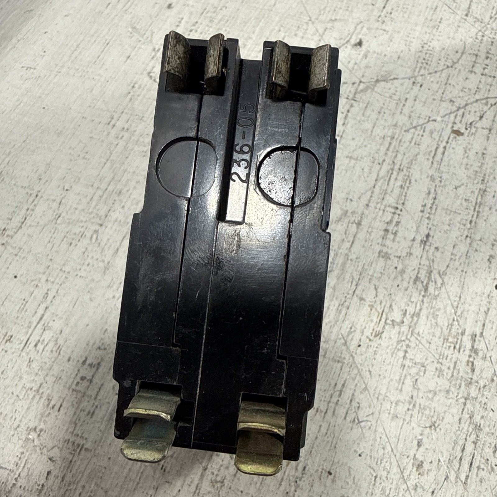 Square D QO260 60 Amp 2 Pole 120/240 Volt Plug-In 60A 2P Q0 Breaker YELLOW FACE