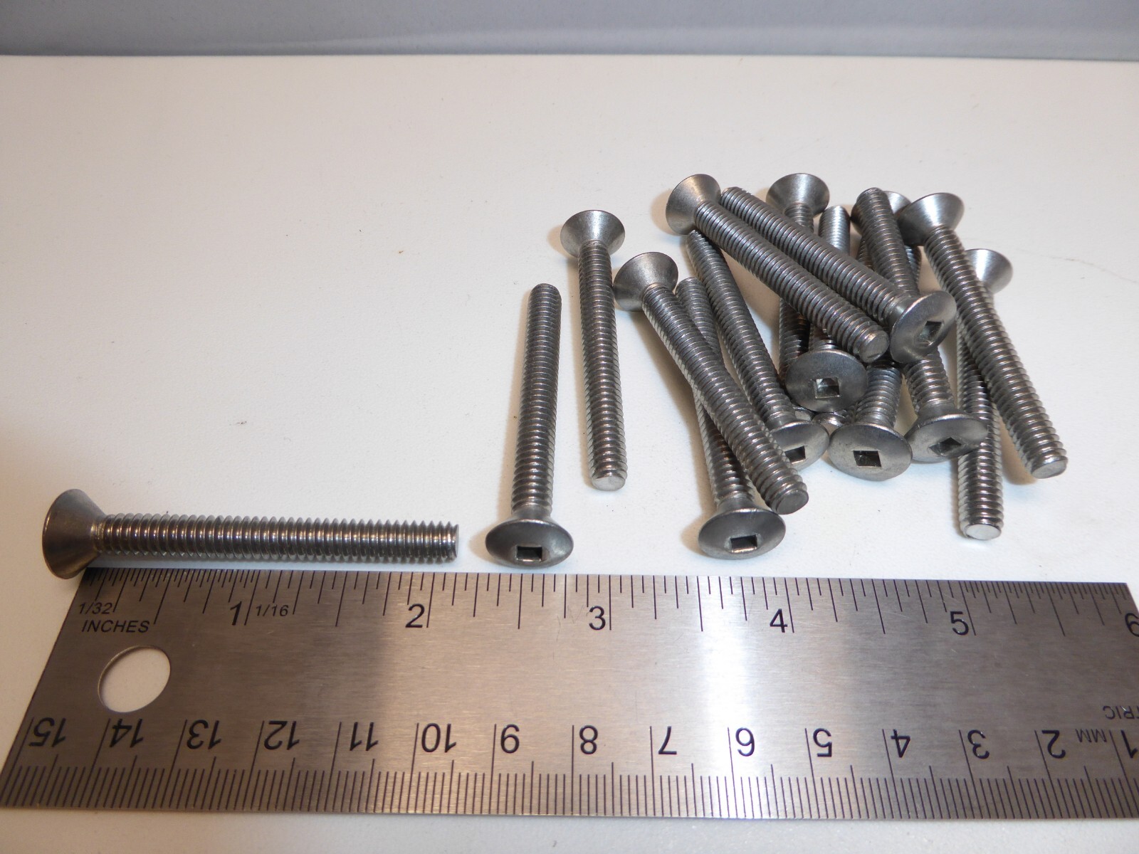 1/4-20 x 2-1/4 Oval Head Square Drive Machine Screw SS 18-8 VINTAGE USA Qty 15