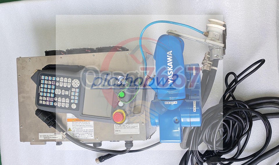 USED YASKAWA MOTOMINI ROBOT 0.5KG(YRC1000MICRO CONTROLLER JZRCR-APP01-1 PENDANT)