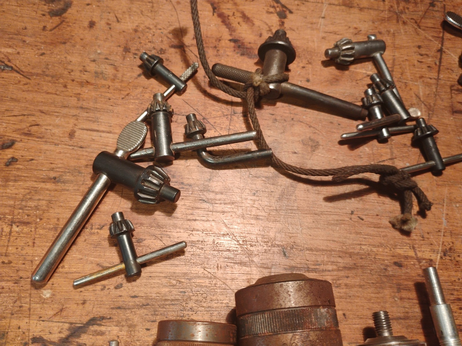 Lot Of Assorted Drill Chuck & Chuck Keys Various Size/Type (As Shown)
