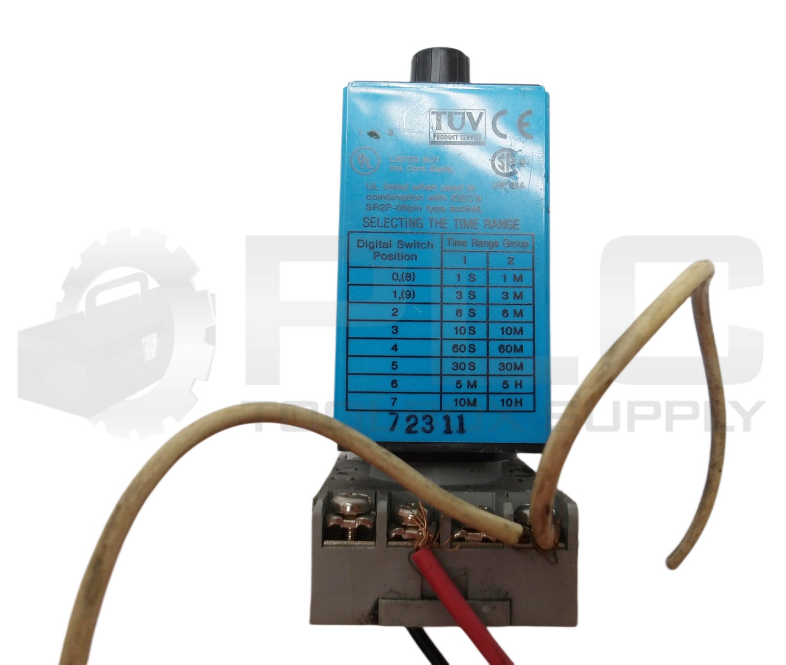 IDEC RTE-P11 ELECTRONIC TIMER 120VAC W/ SR2P-06 CONTACT SOCKET 300V