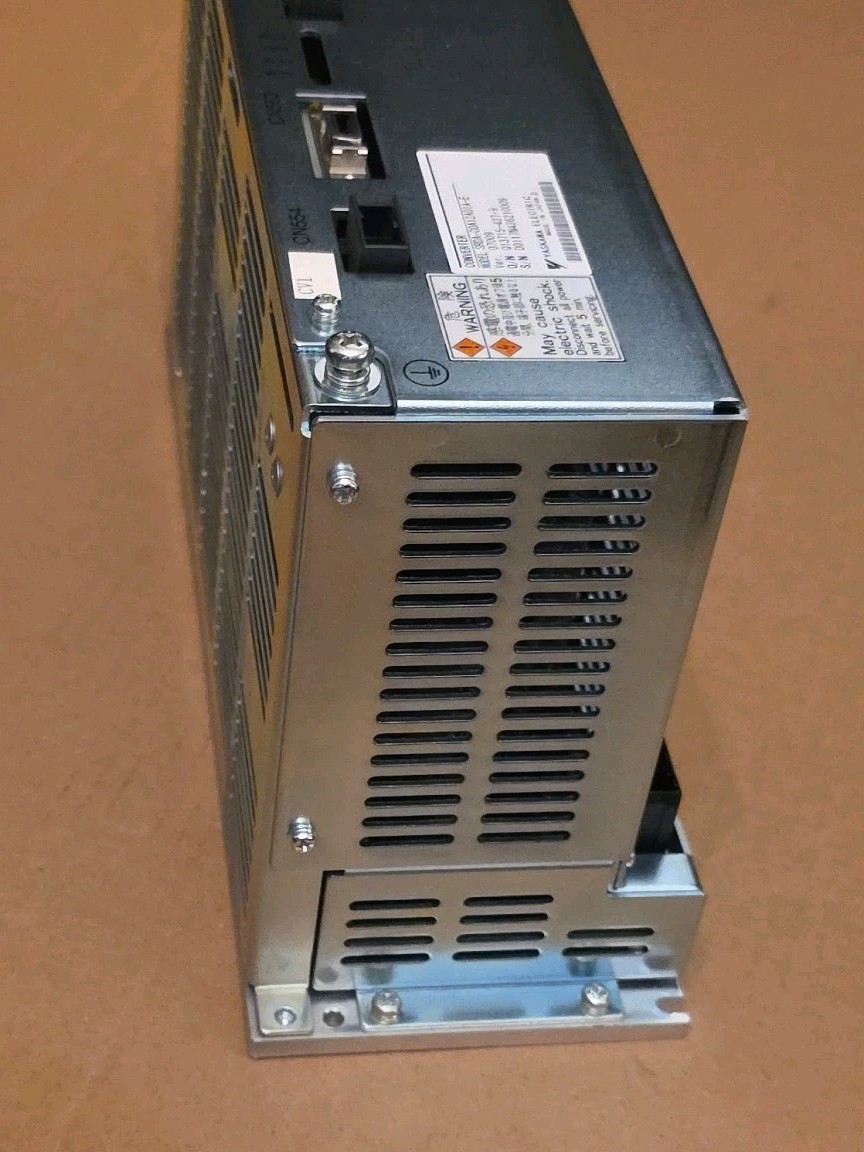 SRDA-COA12A01A-E Yaskawa Rectifier Convertor Robot Controller Servo Pack Module