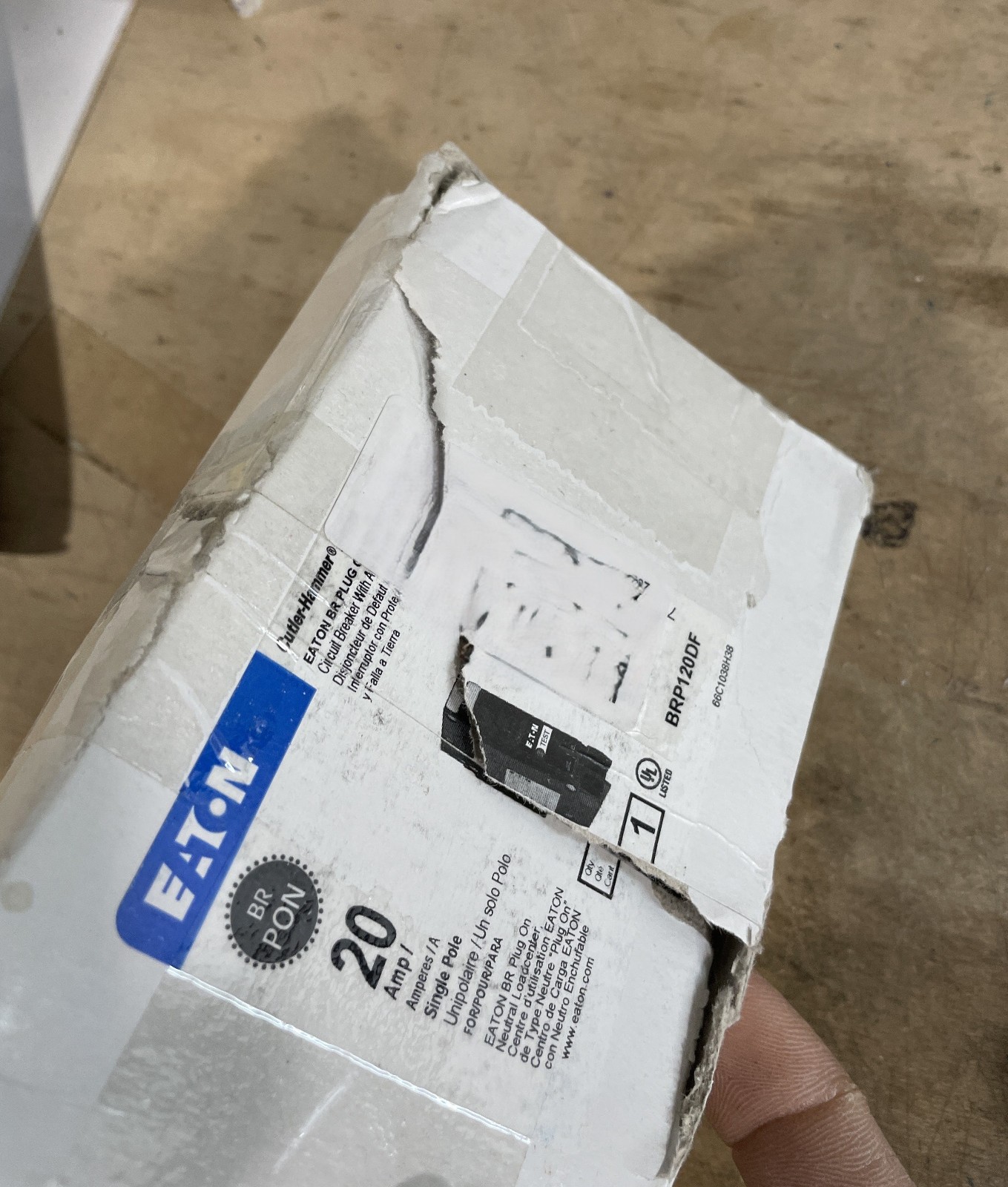 Eaton BRP120DF Type BR 20A 1P Plug-On Neutral AF/GF Circuit Breaker