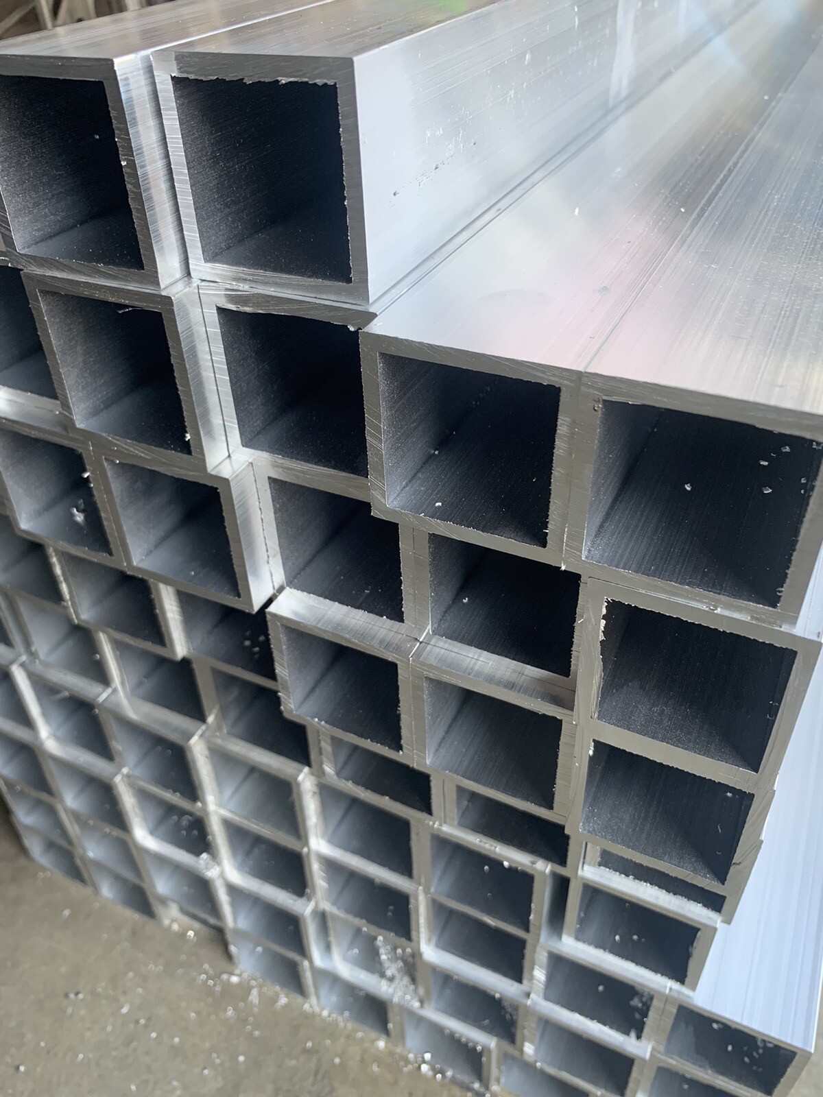 1-1/2″ X 1-1/2″ X 1/8″ X 14” Length Aluminum Square Tube