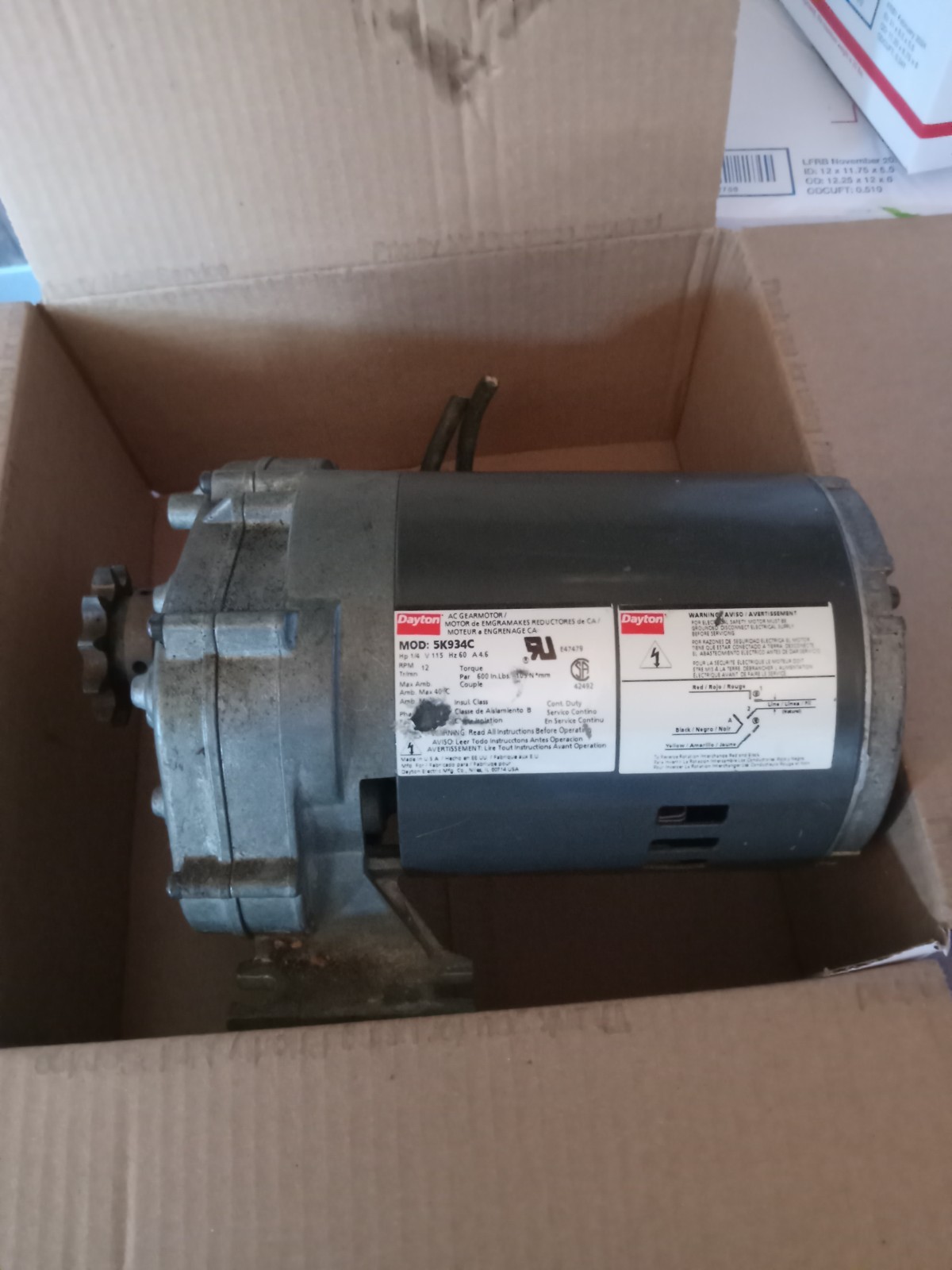 Dayton 5K934C Gearmotor 1/4 HP 115V 12 RPM 144:1 Reversible UNTESTED Parts