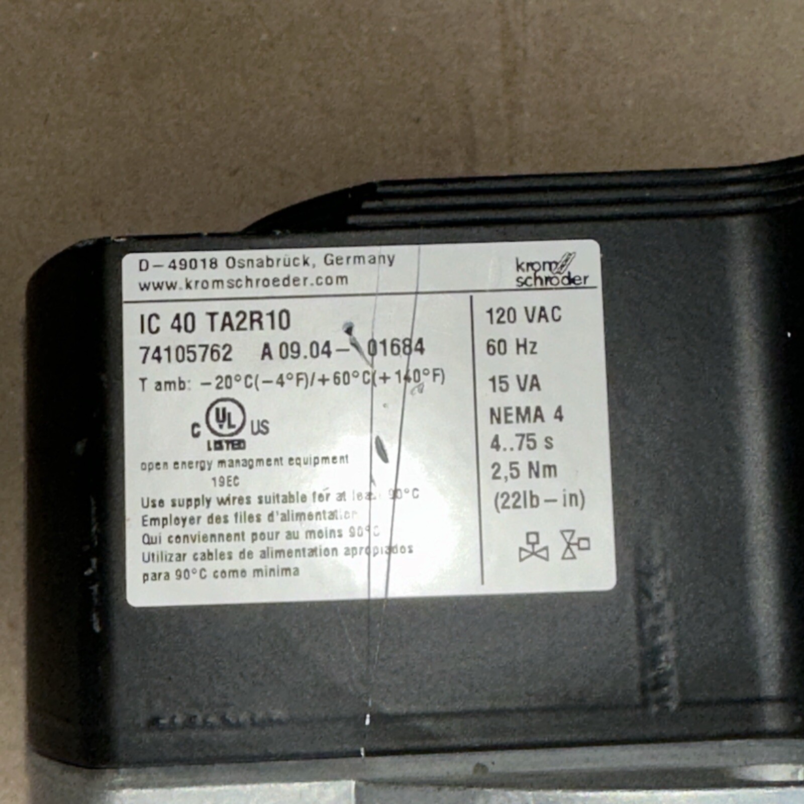 KROM SCHRODER IC 40 TA2R10 120vac 15VA #74105762 & BVA 65/40Z05 Actuator