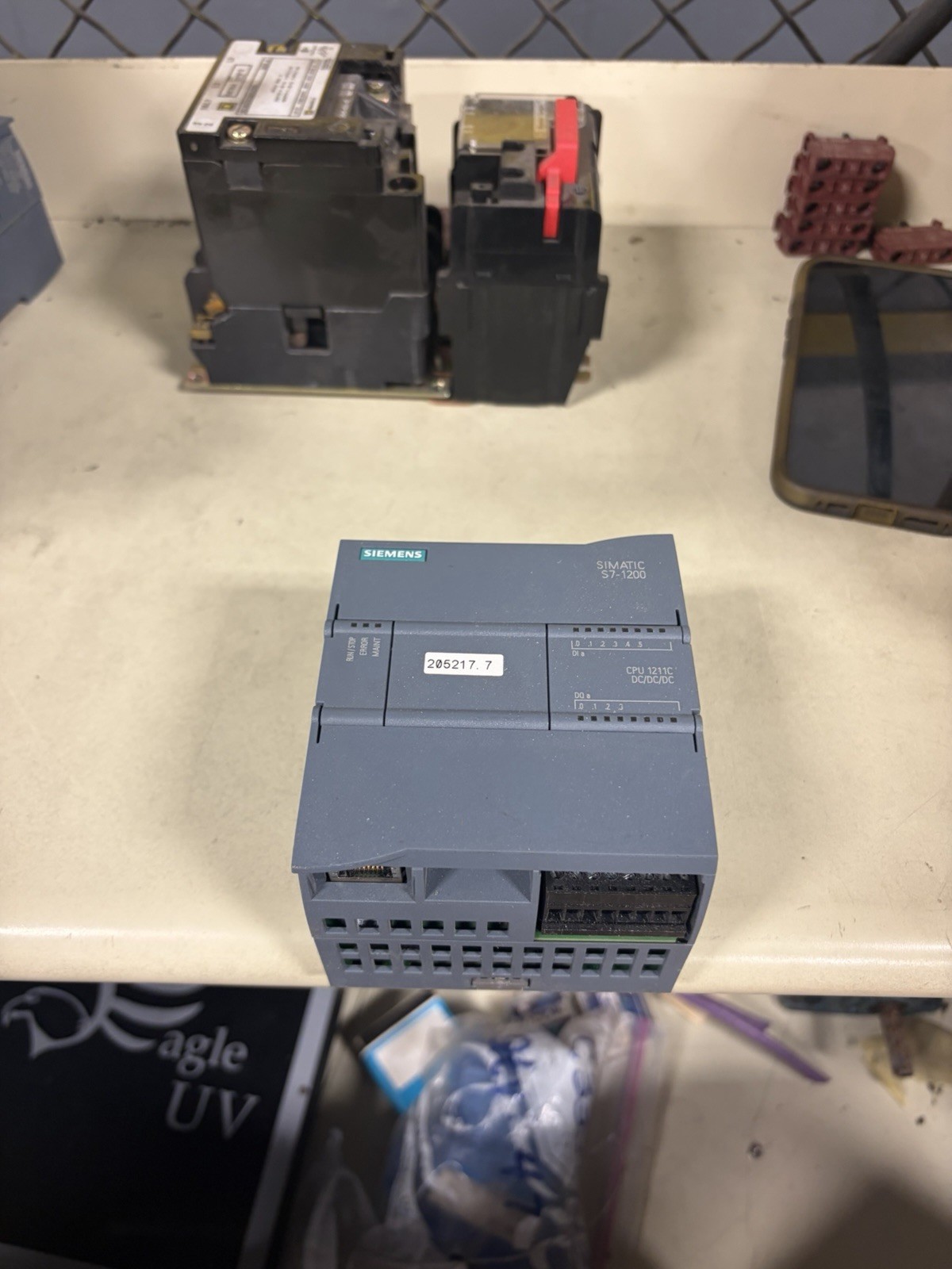 NEW NO BOX Siemens 6ES7211-1AE40-0XB0 SIMATIC S7-1200 6ES7 211-1AE40-0XB0