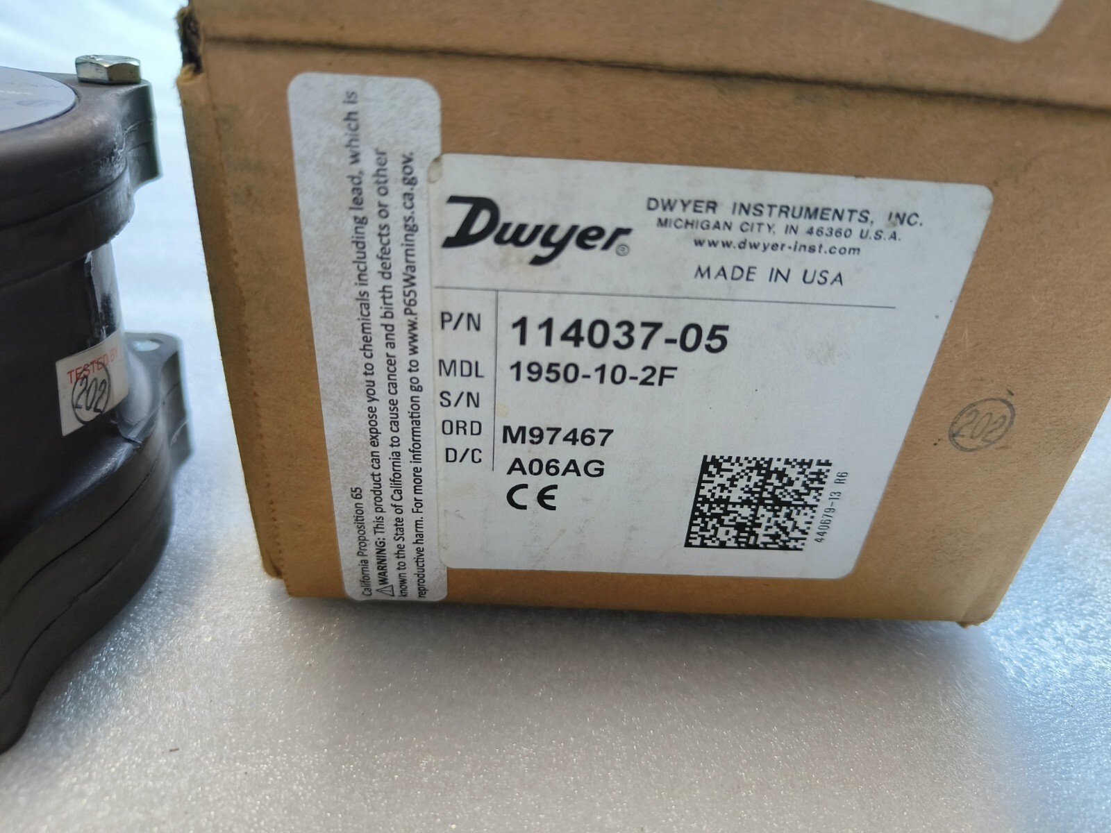 Dwyer 1950-10-2F Pressure Diffrential Switch EX free shipping
