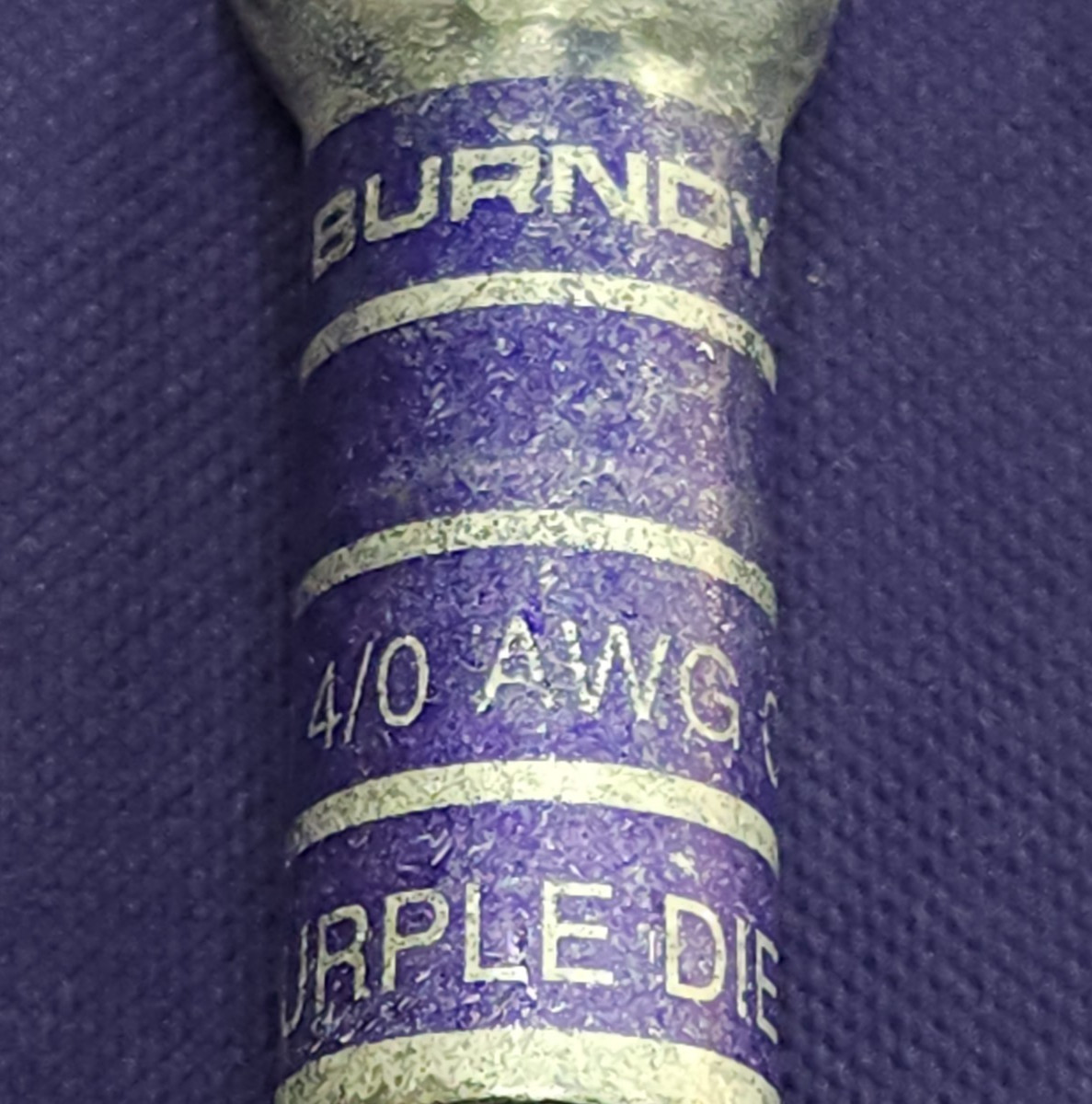 Lot of 2 Used Burndy YA28-L4 Compression Lugs 4/0 AWG N200 Purple Die 15