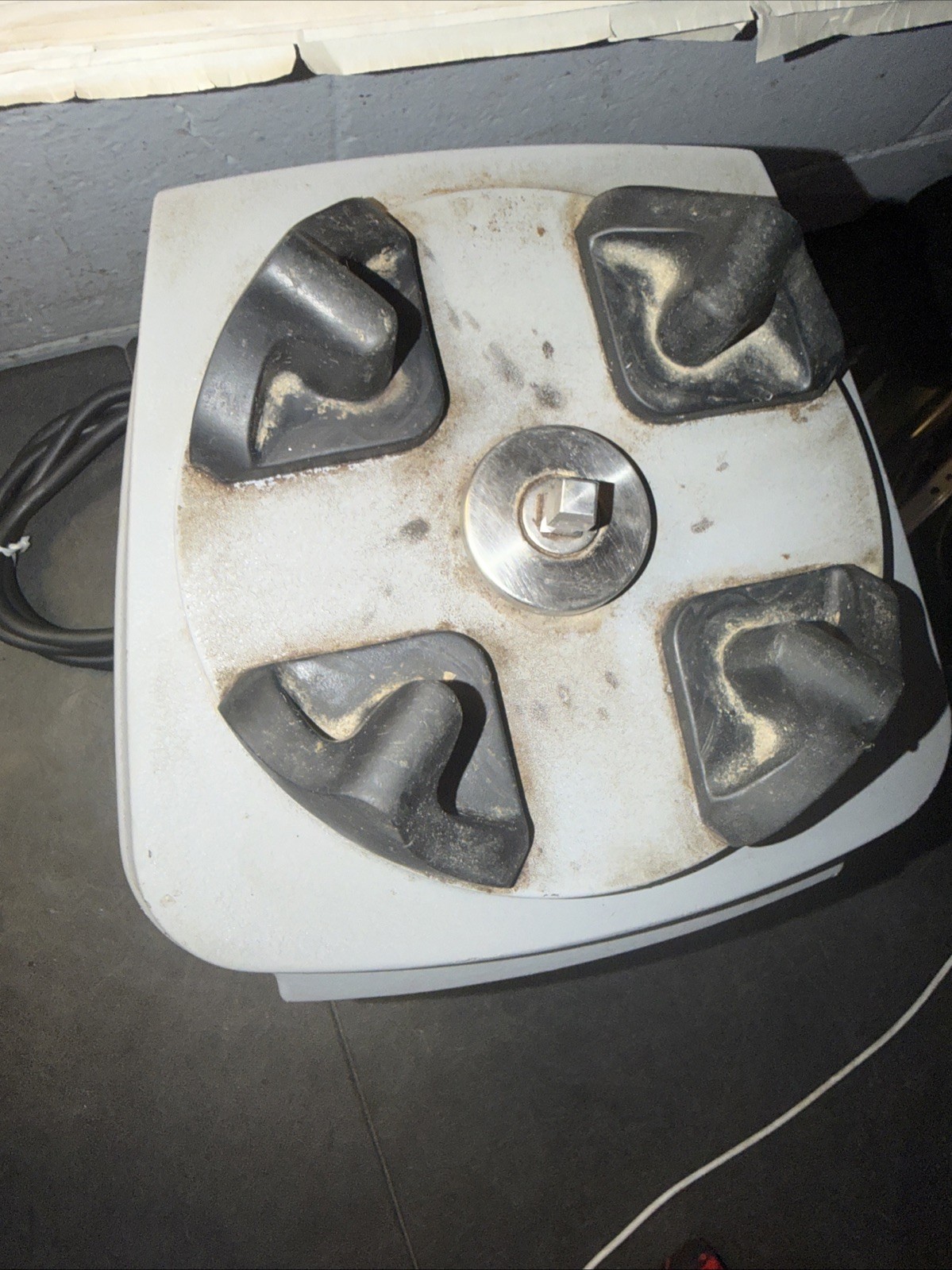 Waring Commercial Heavy Duty Blender 3-Speed (please read details) WORKS!!