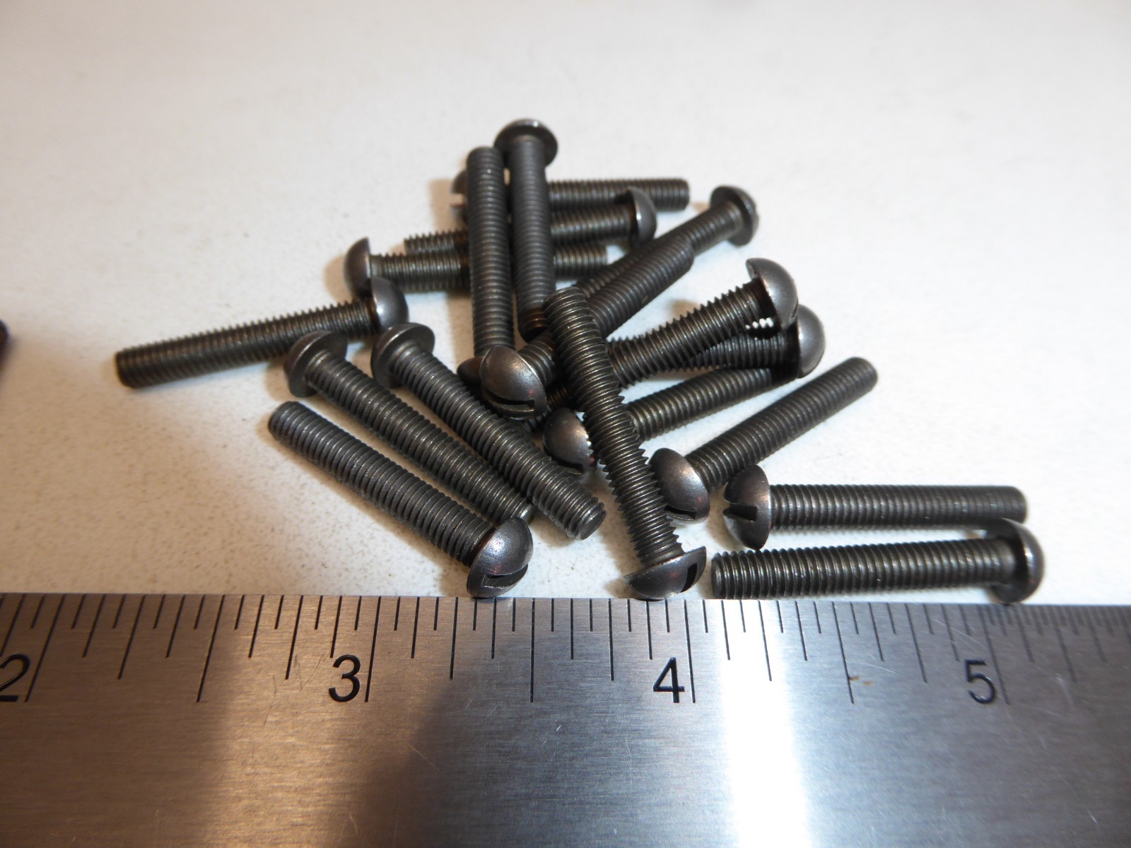 8-36 x 1″ Round Head Slotted Machine Screw Steel VINTAGE USA Made NEW Qty 20