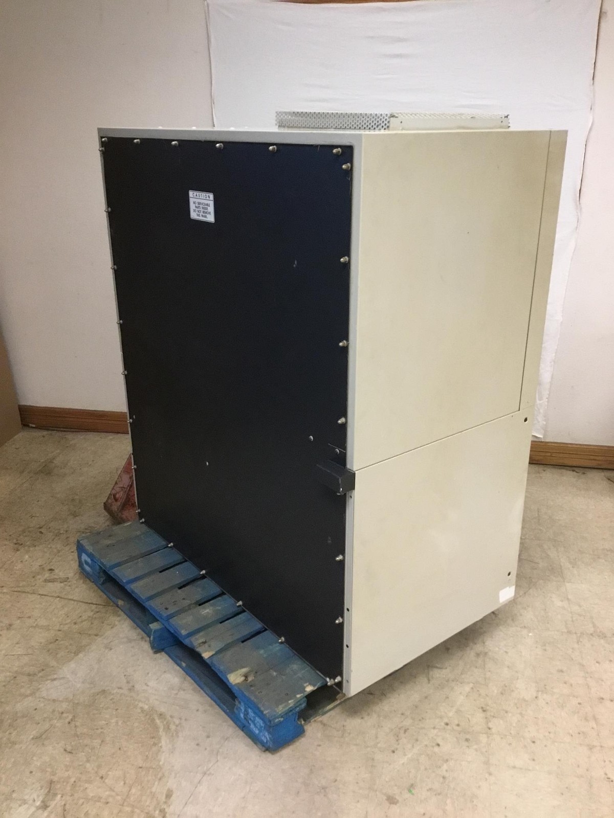 Labconco 36208 Biohazard Purifier Cabinet Class II Type A/A-B3 WORKING