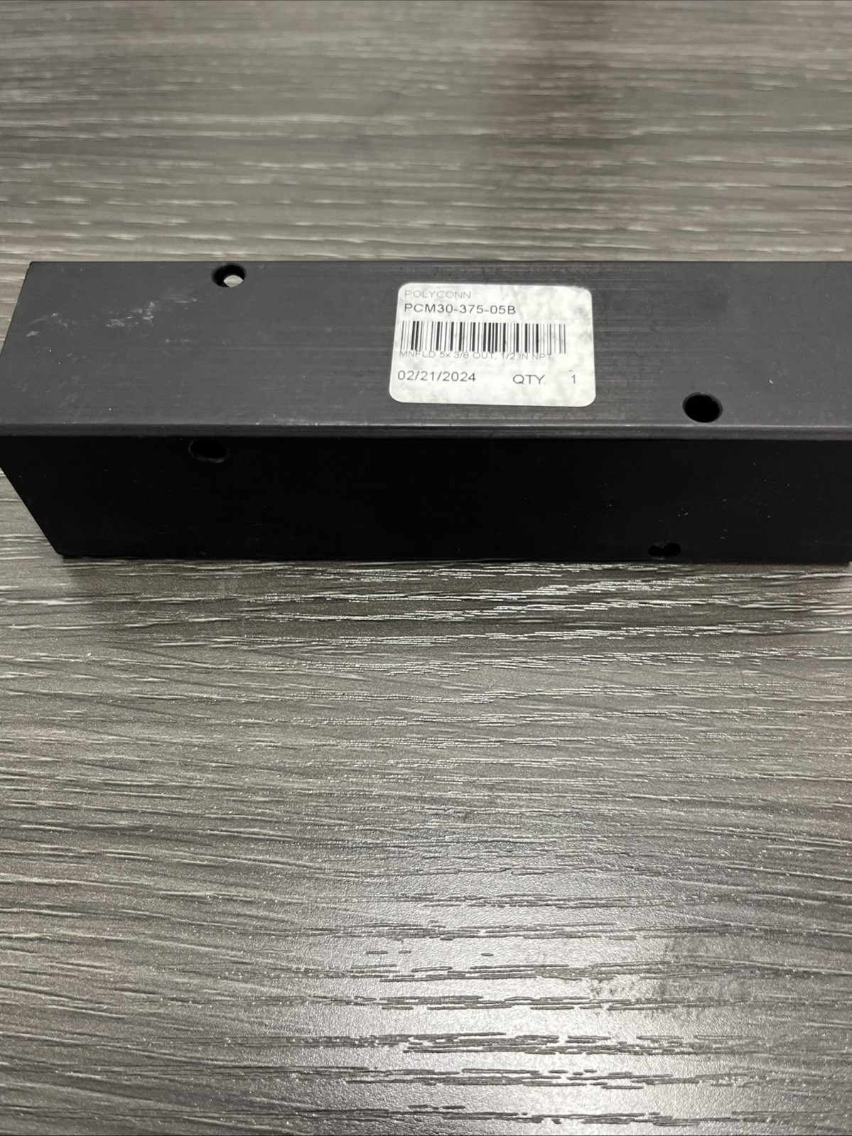 5 Port 3/8″ Out X 2 Port 1/2″ In Aluminum Manifold