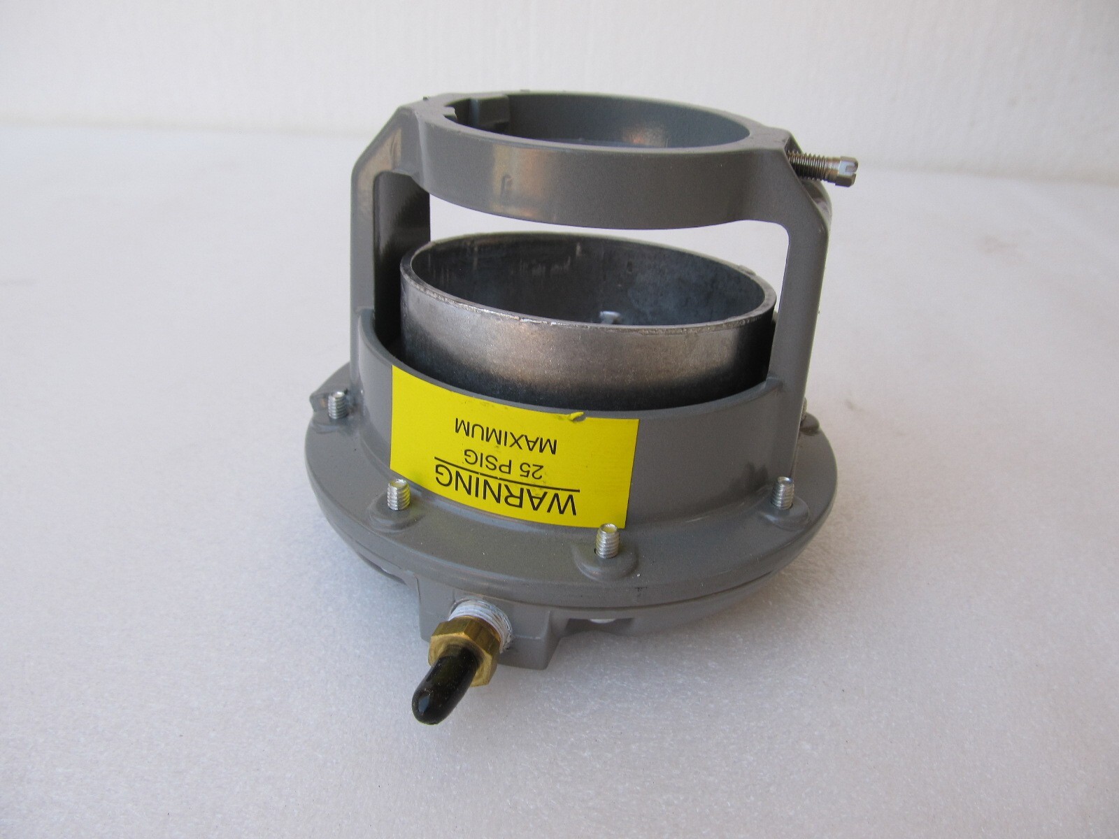 JOHNSON CONTROLS, V-3000-1, PNEUMATIC VALVE ACTUATOR, New, Missing Box