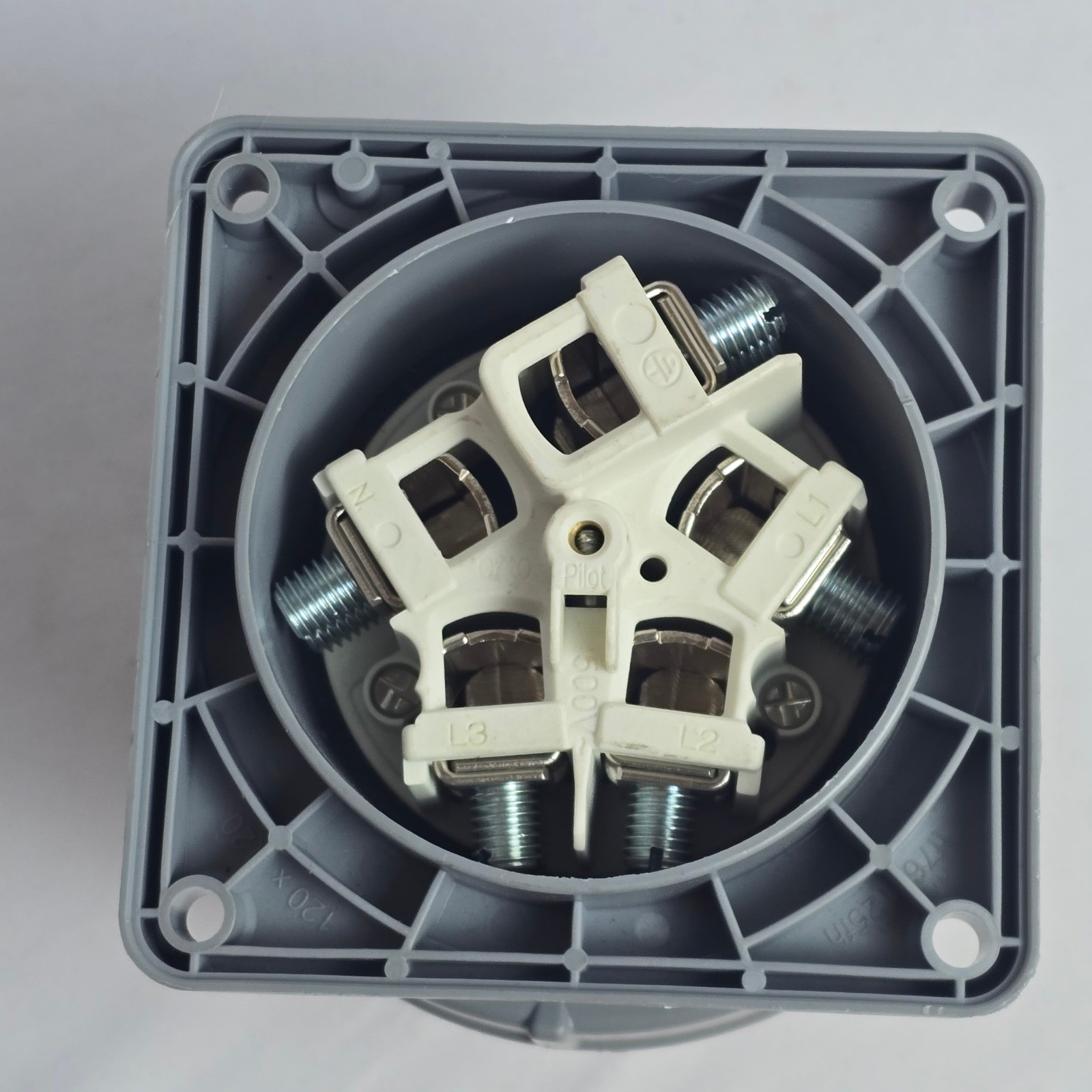 PCE Typ 645 Industrial Flanged Plug 125A 5-Pin 3P+N+E IP67 415V Power Inlet