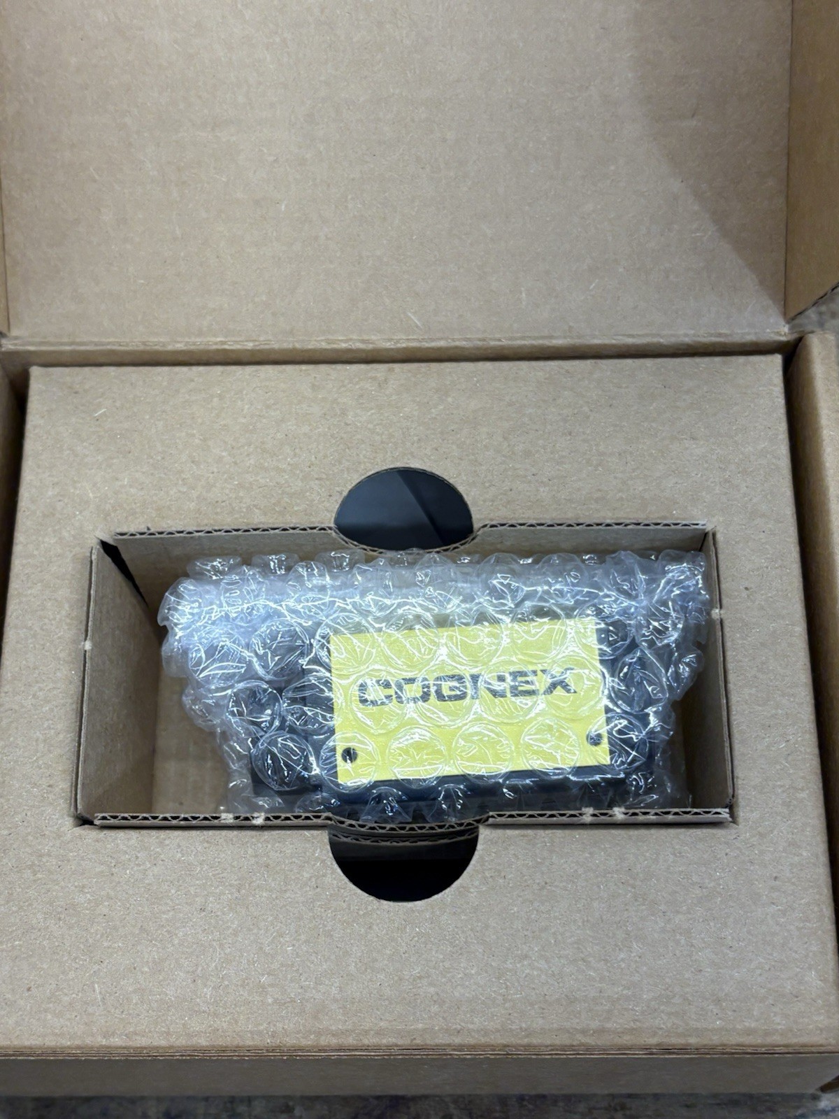 New Cognex ISM1100-01 Insight Camera. 825-0185-1R (5E1-2)
