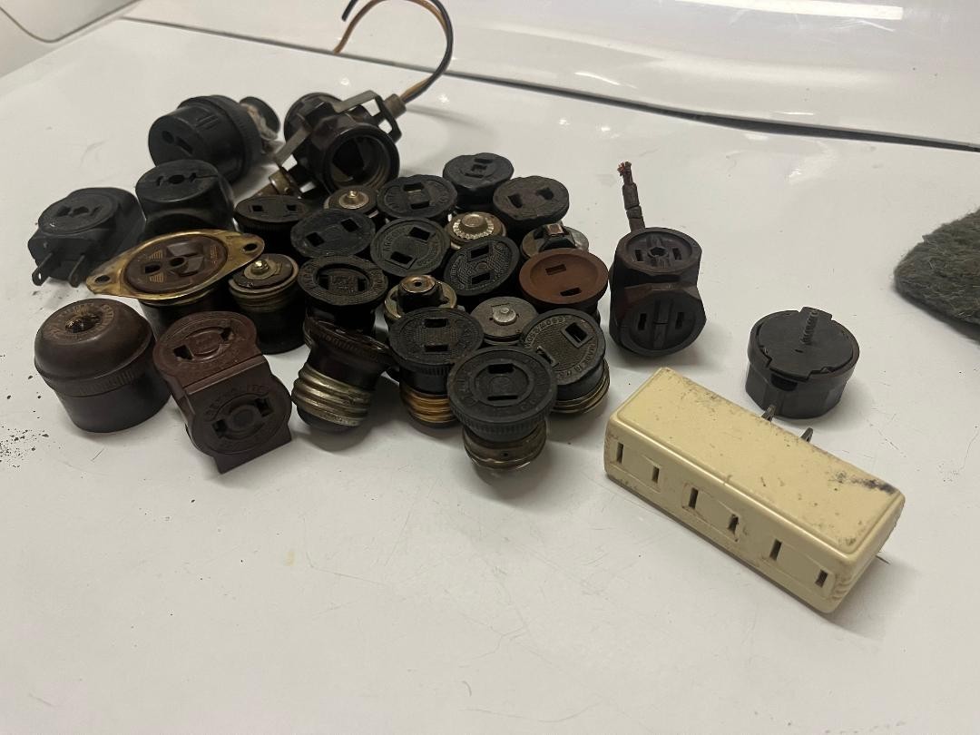 Lot of 29 Vintage Bakelite Electrical Screw in Plug Adapters