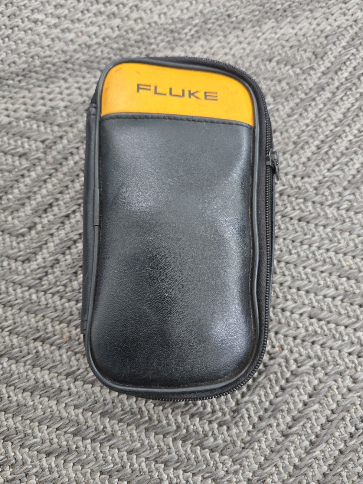 Fluke 116 True RMS Digital Multimeter Preowned GREAT Condition