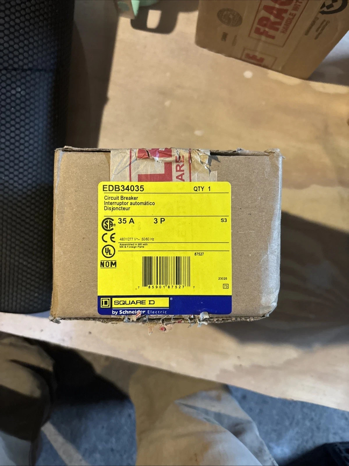 NEW Square D EDB34035 Circuit Breaker 3 Pole35 Amp