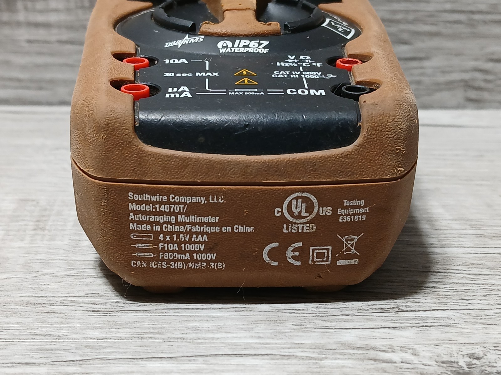 Southwire 14070T TechnicianPRO Cat IV 600V True RMS Precision Multi-Meter