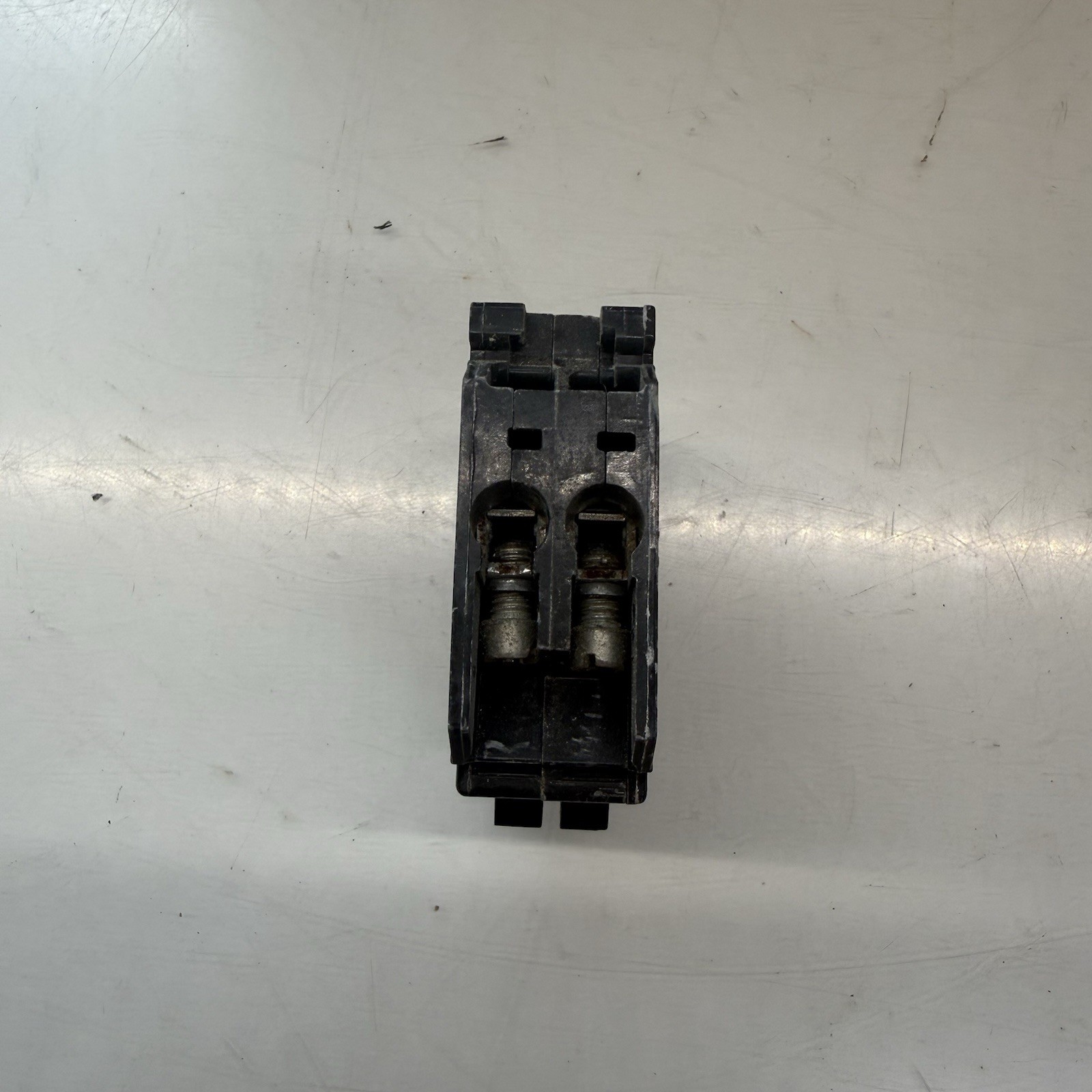 Eaton BR2020 20 Amp Double Pole 240V Plug-In Standard Trip Circuit Breaker