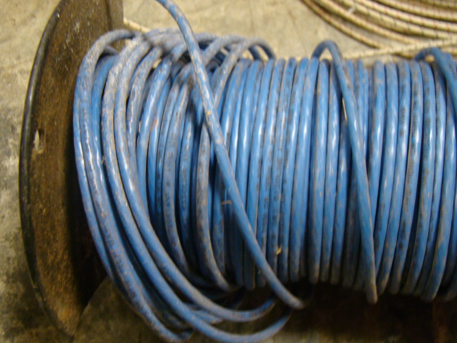 MIXED LOT SPOOLS ELECTRICAL WIRE 18 GAUGE 10 USED SPOOLS CAROL